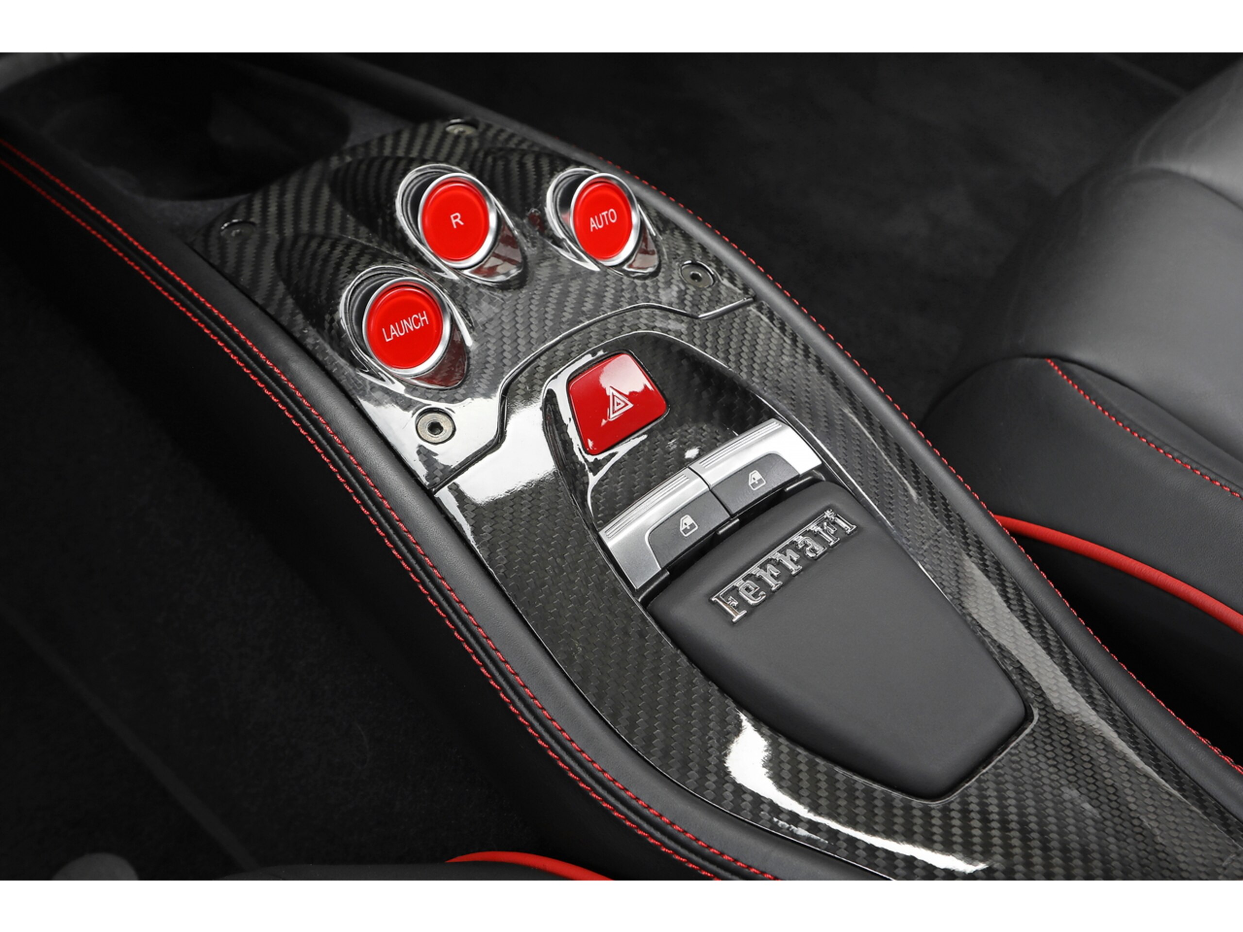 2010 Ferrari 458 Italia F1 DCT — Photo 8 / 40