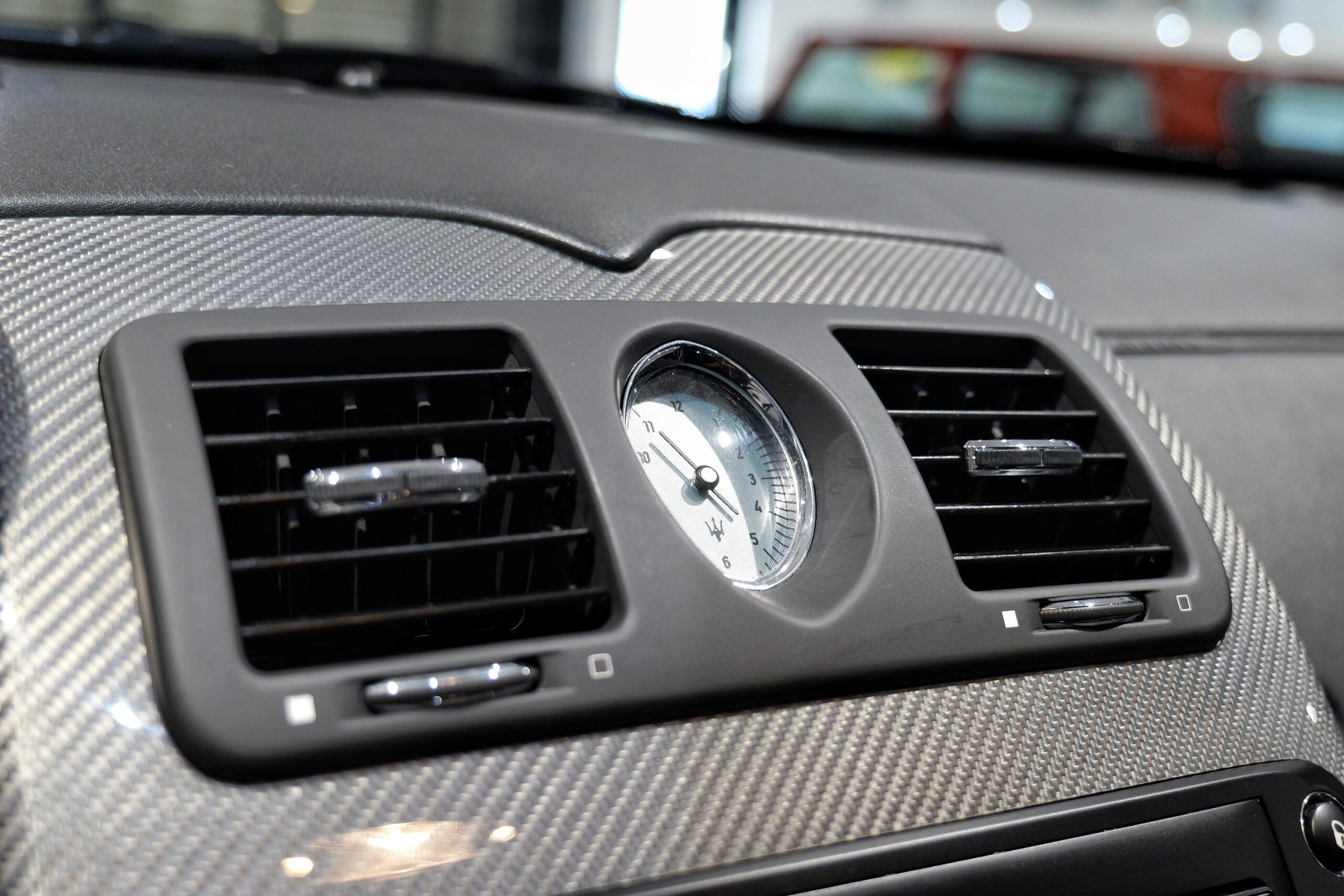 2013 Maserati Quattroporte Sport GT S — Photo 8 / 31