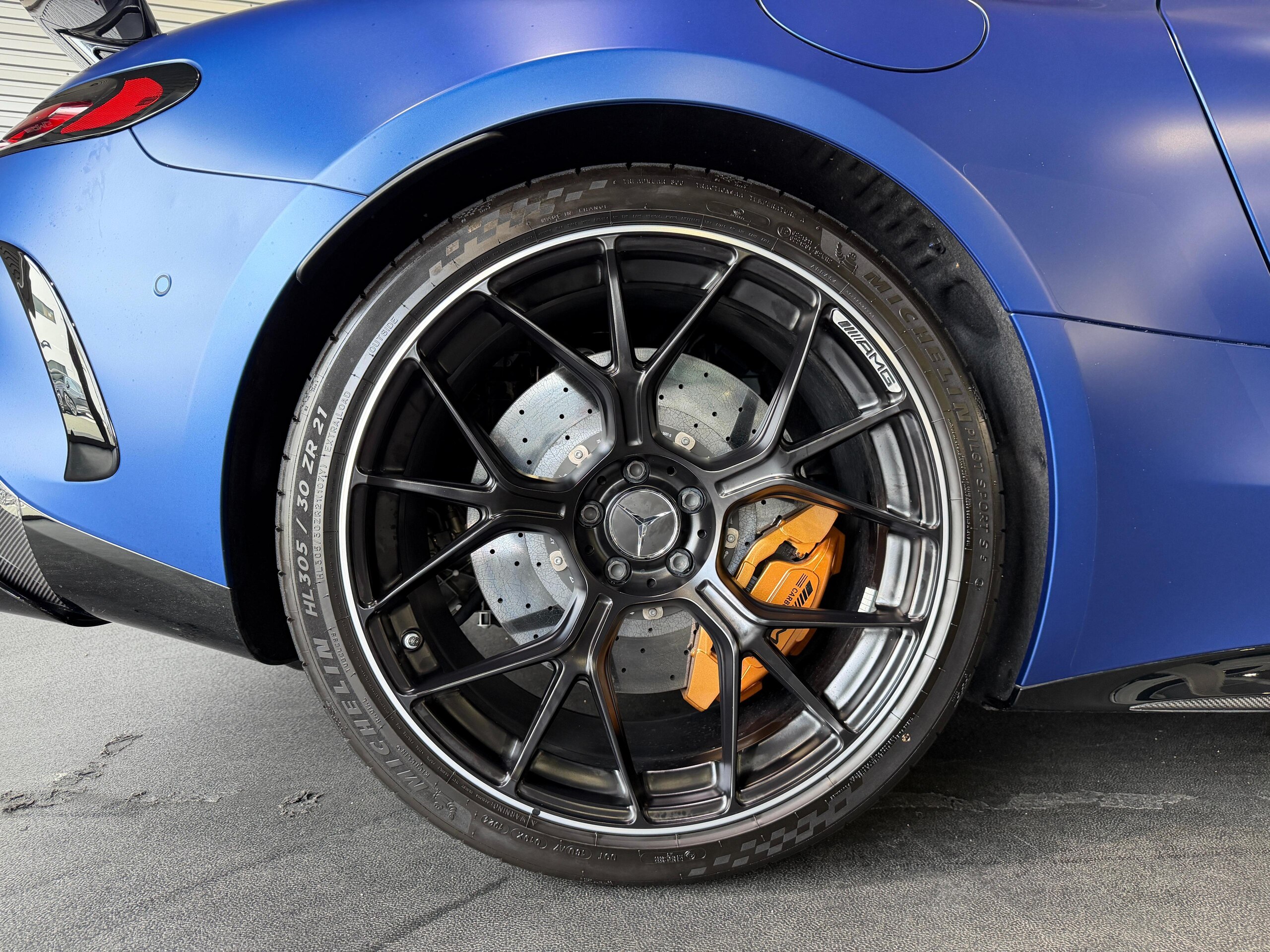 2025 Mercedes Benz AMG GT63 SE Performance — Photo 57 / 61