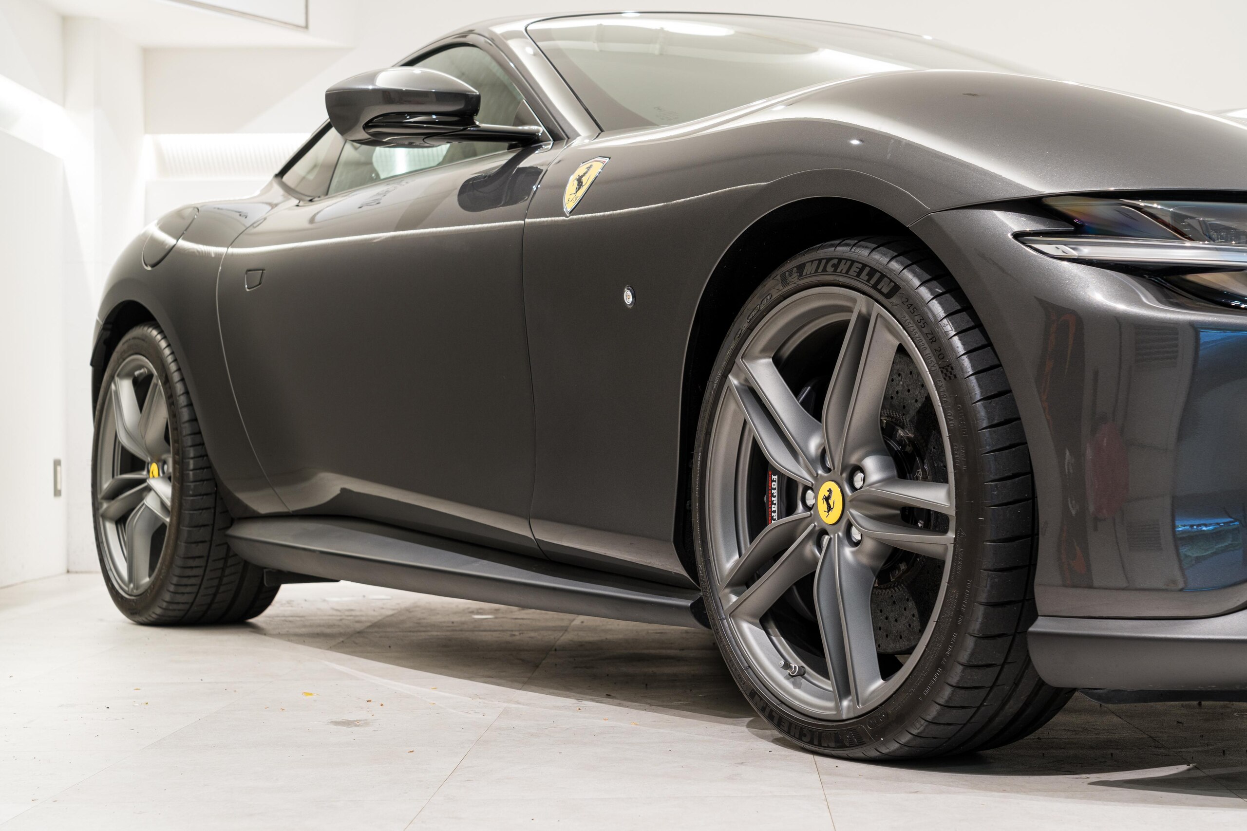 2021 Ferrari Roma — Photo 6 / 22