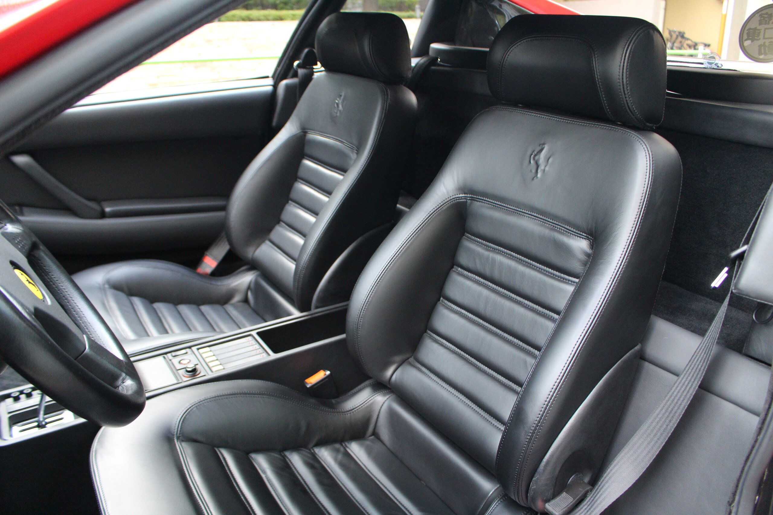 1992 Ferrari 512TR — Photo 9 / 17