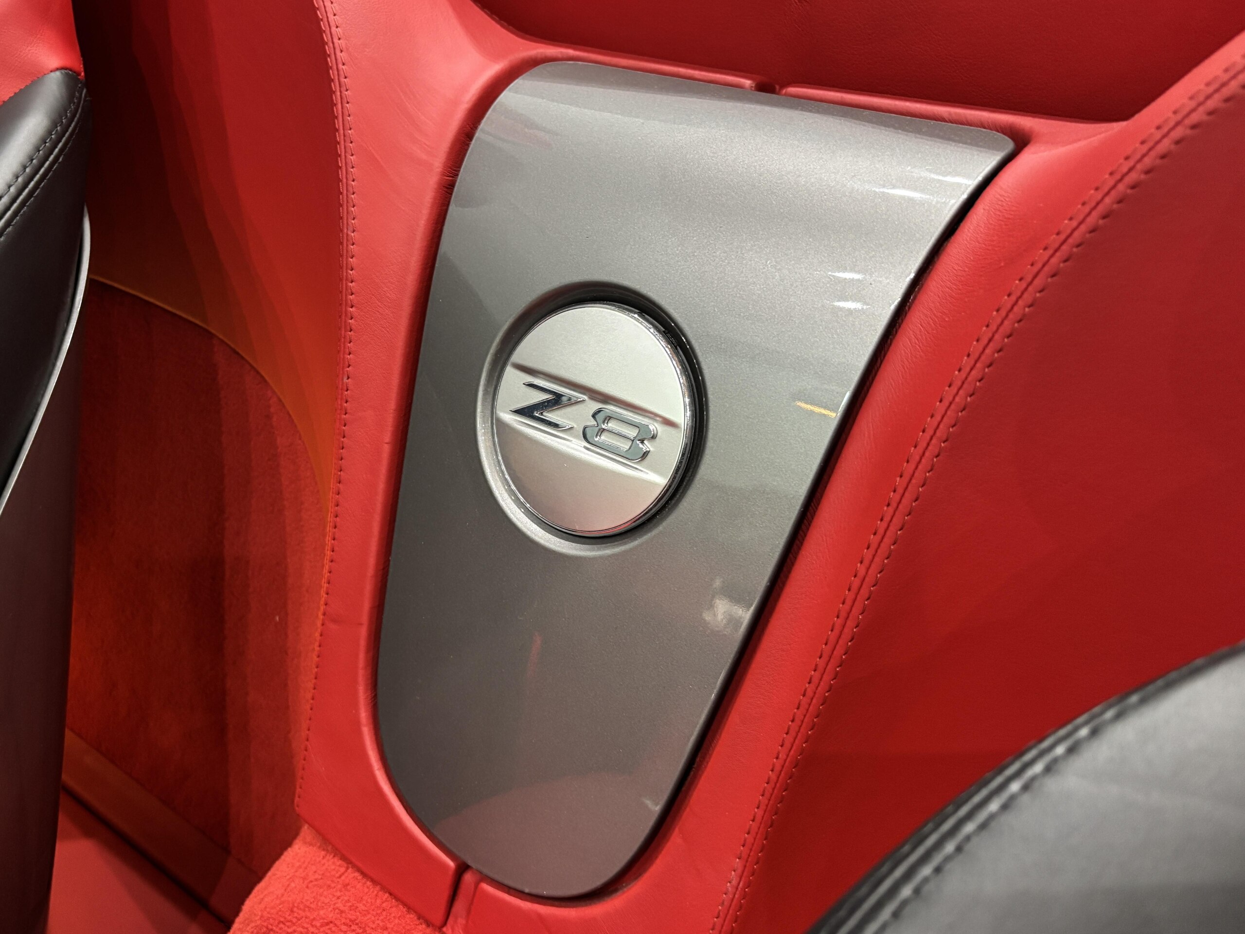2000 BMW Z8 — Photo 42 / 53