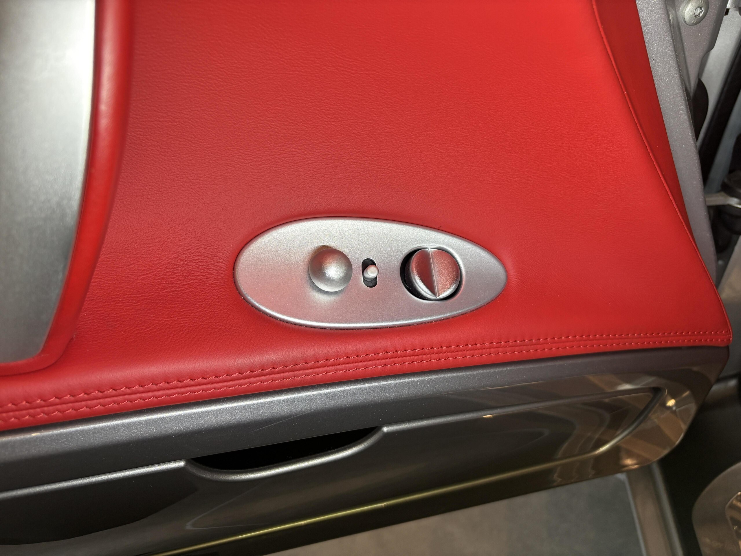 2000 BMW Z8 — Photo 48 / 53