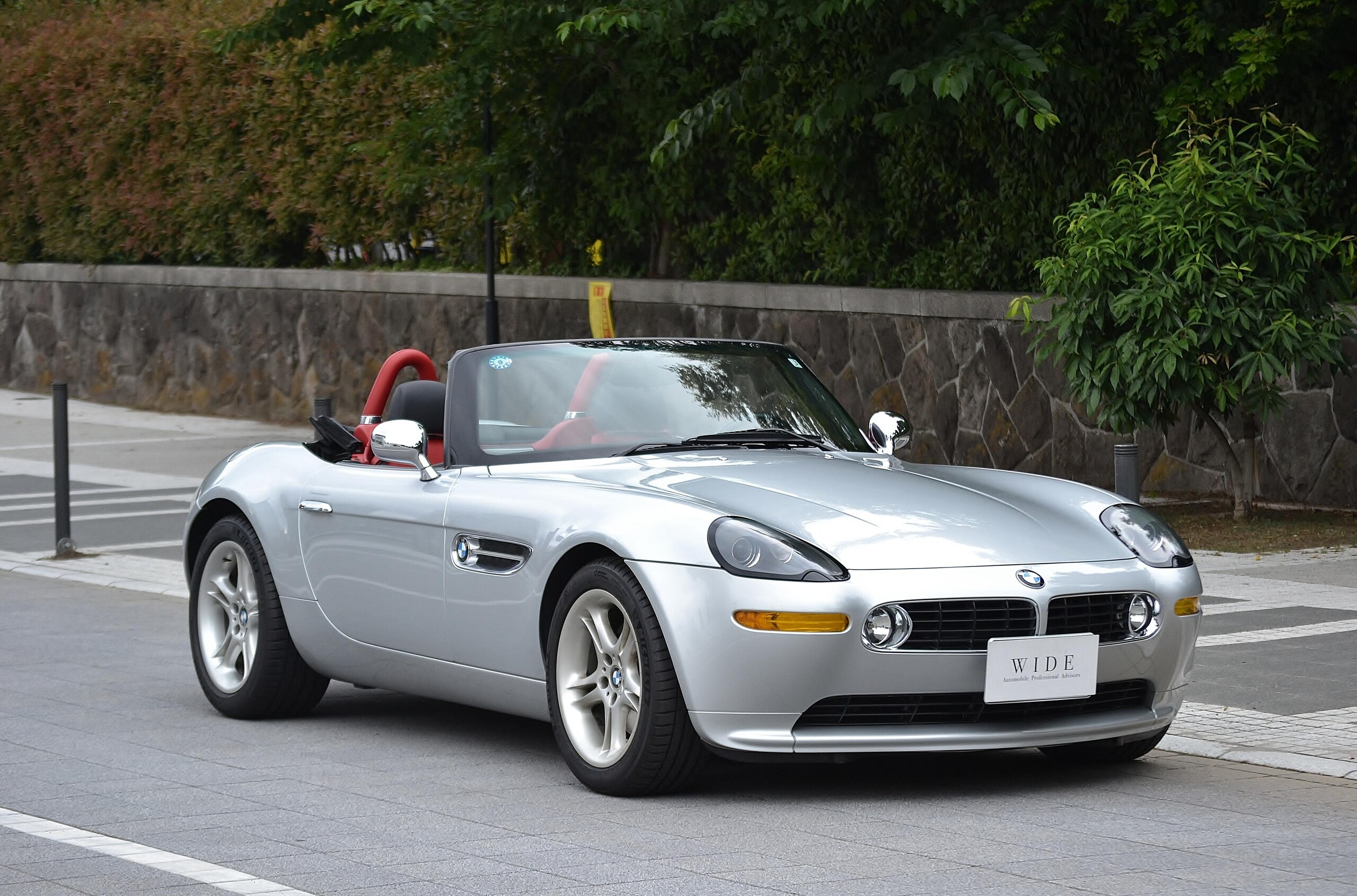 2002 BMW Z8 — Photo 15 / 21