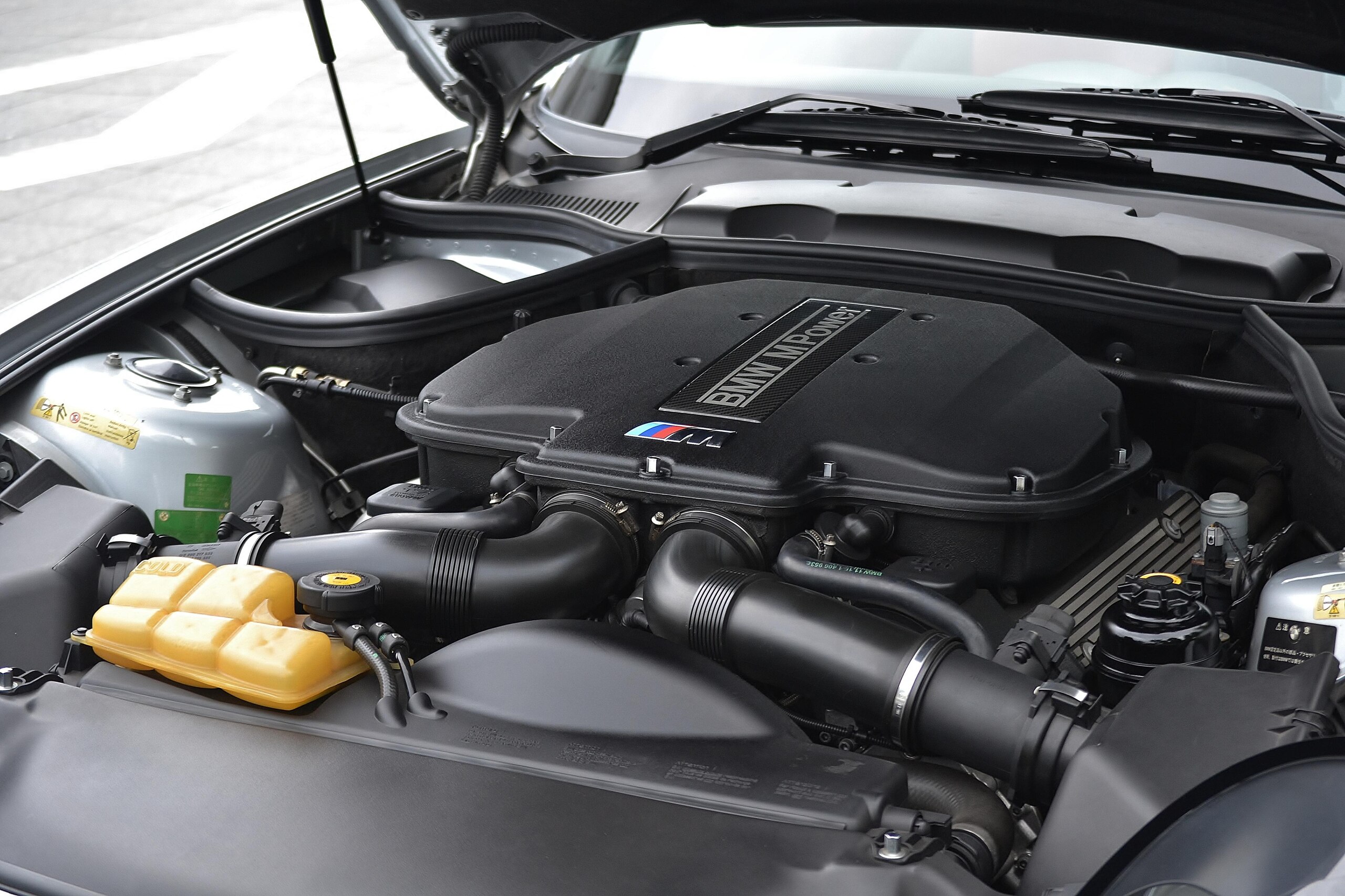 2002 BMW Z8 — Photo 20 / 21