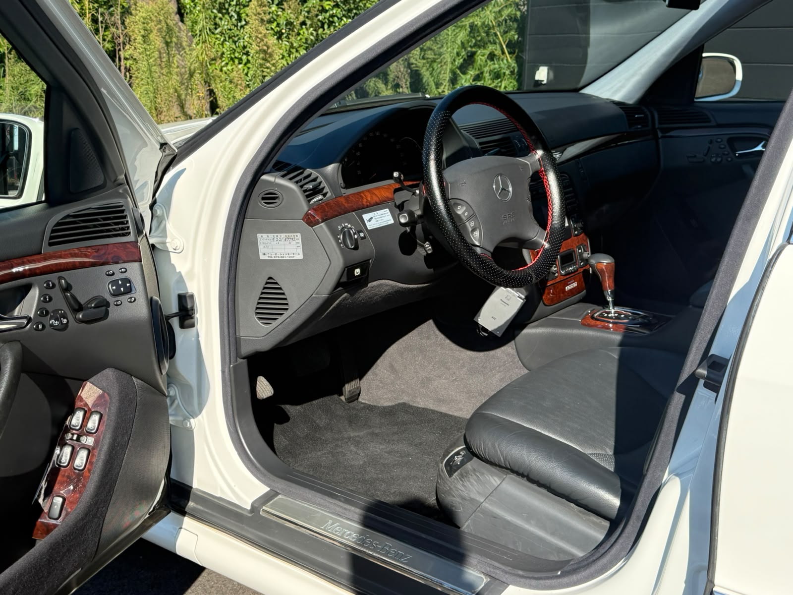 2002 Mercedes Benz S320 — Photo 7 / 23