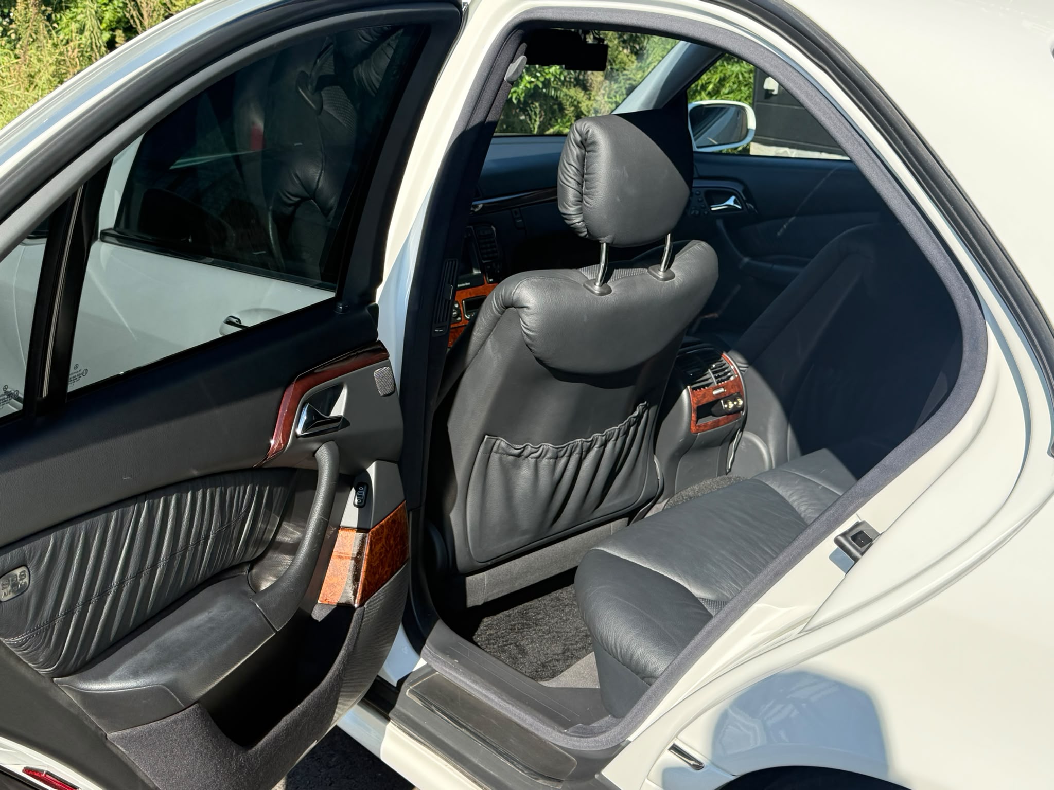 2002 Mercedes Benz S320 — Photo 12 / 23