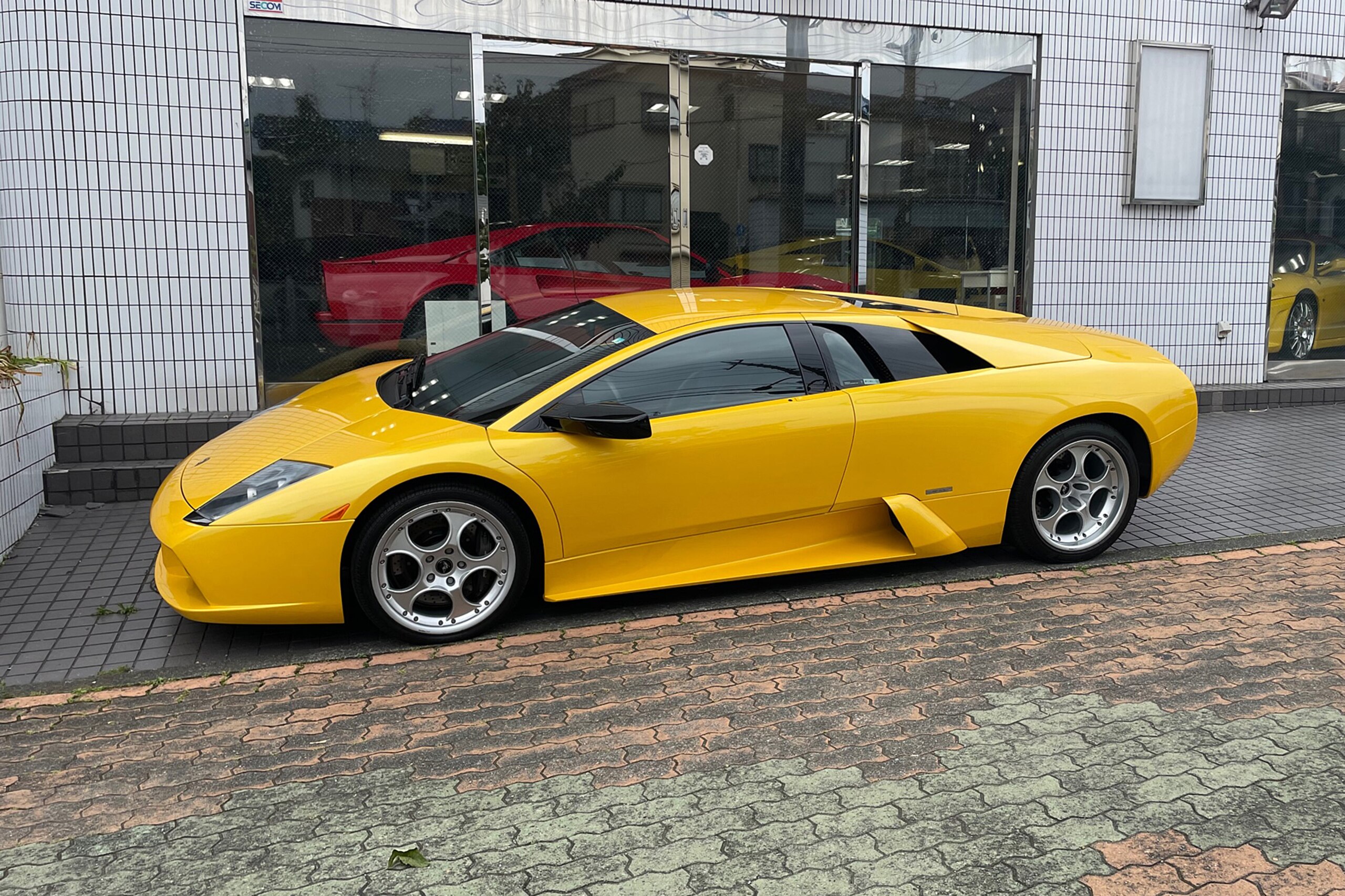 2003 Lamborghini Murcielago Original tools for sale in Japan