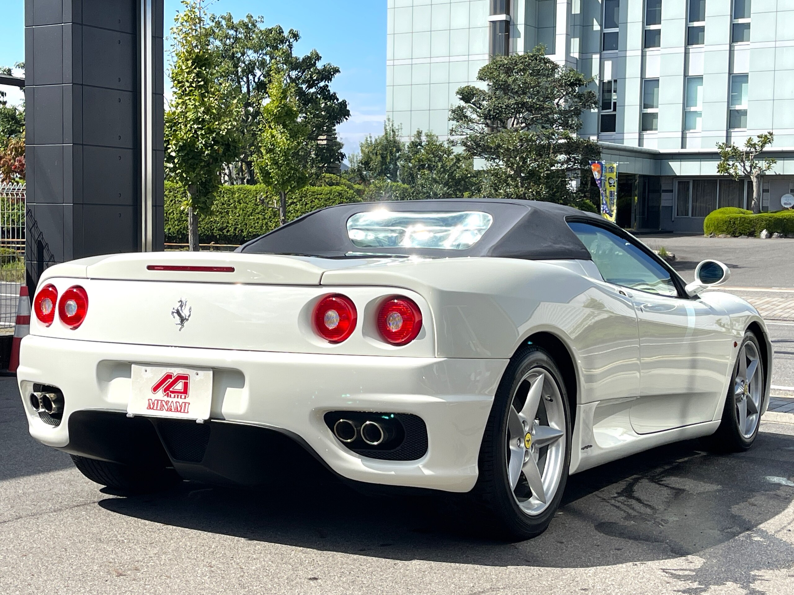 2004 Ferrari 360 Spider — Photo 15 / 33