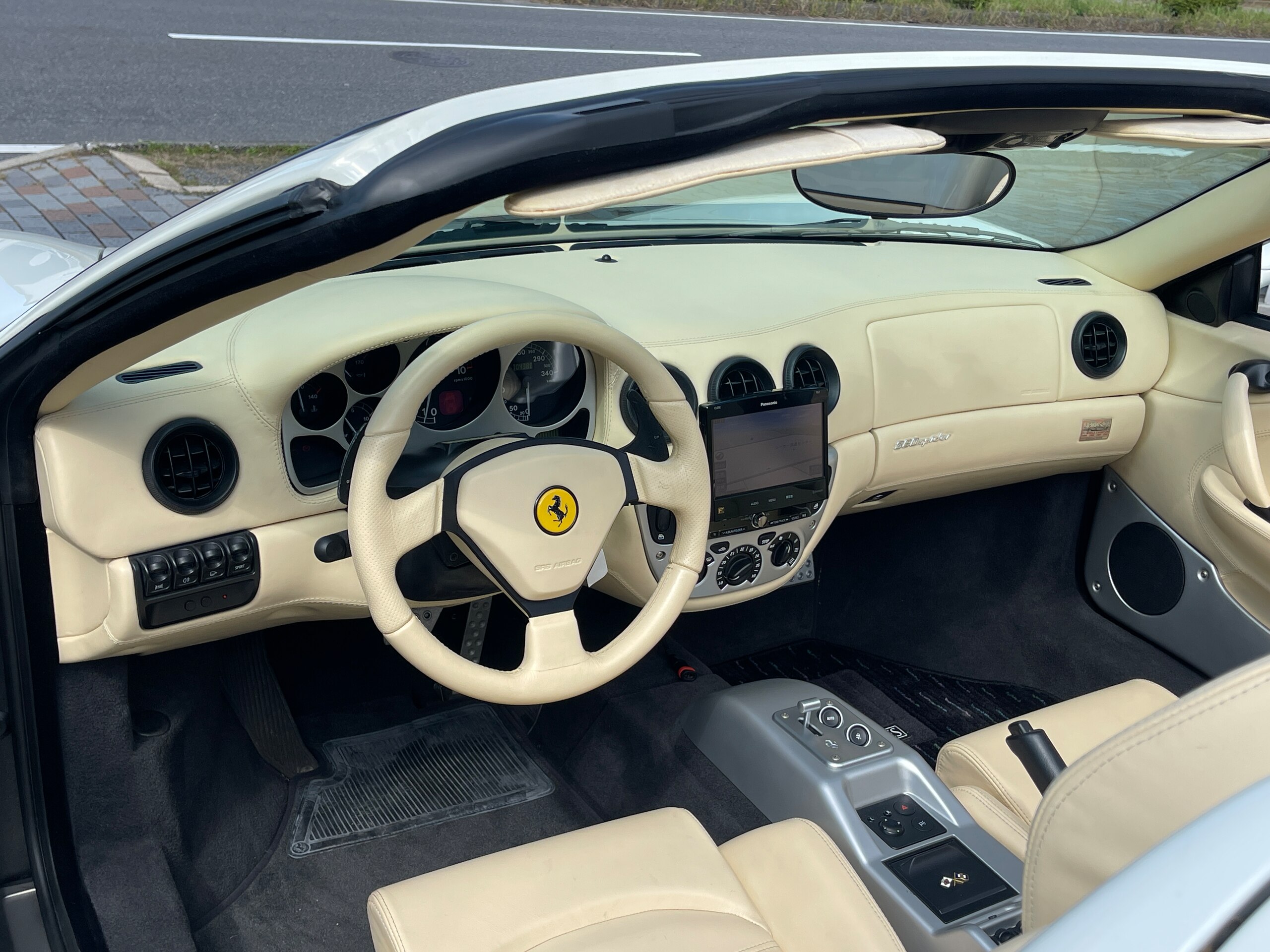 2004 Ferrari 360 Spider — Photo 21 / 33
