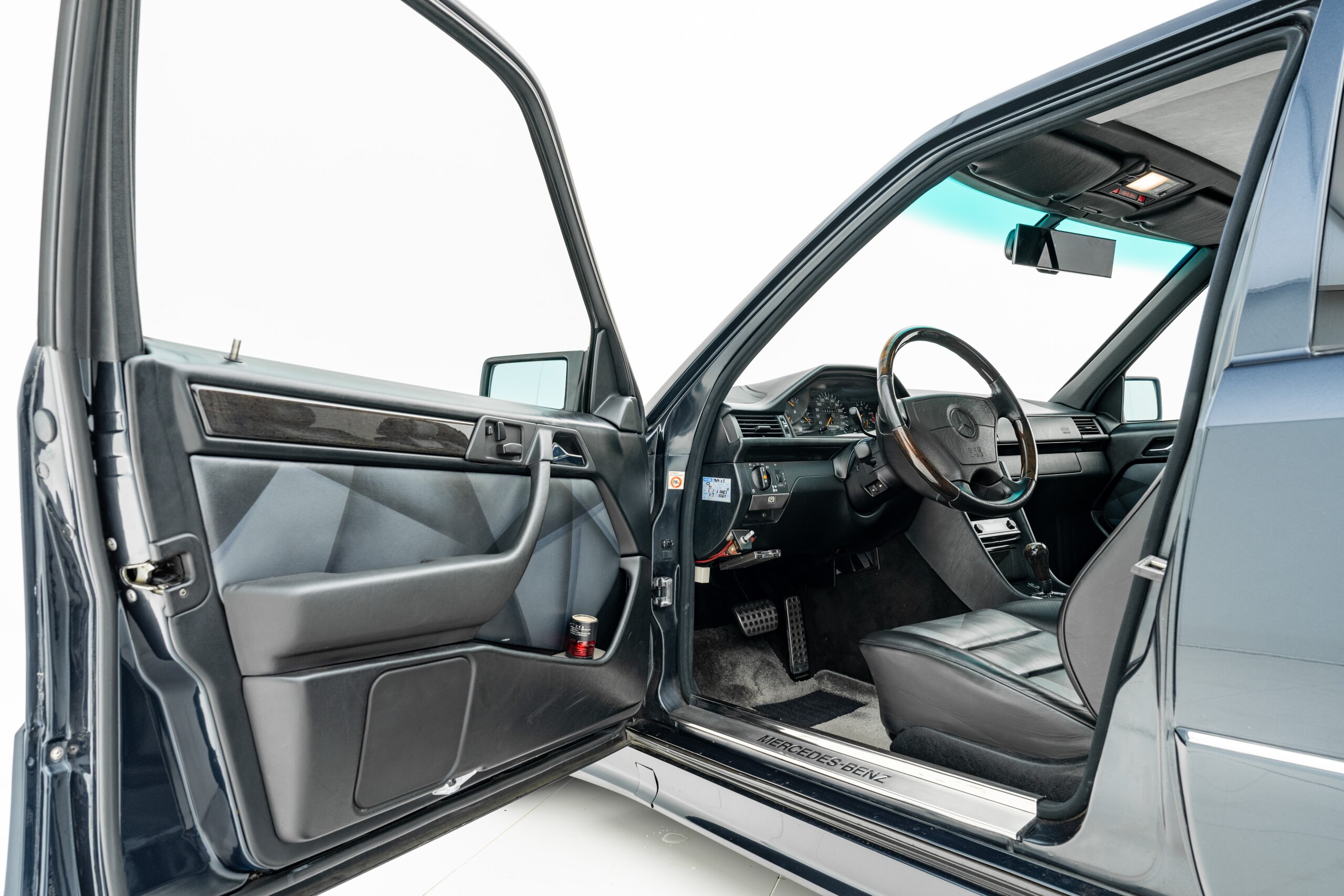1994 Mercedes Benz 500E — Photo 9 / 22