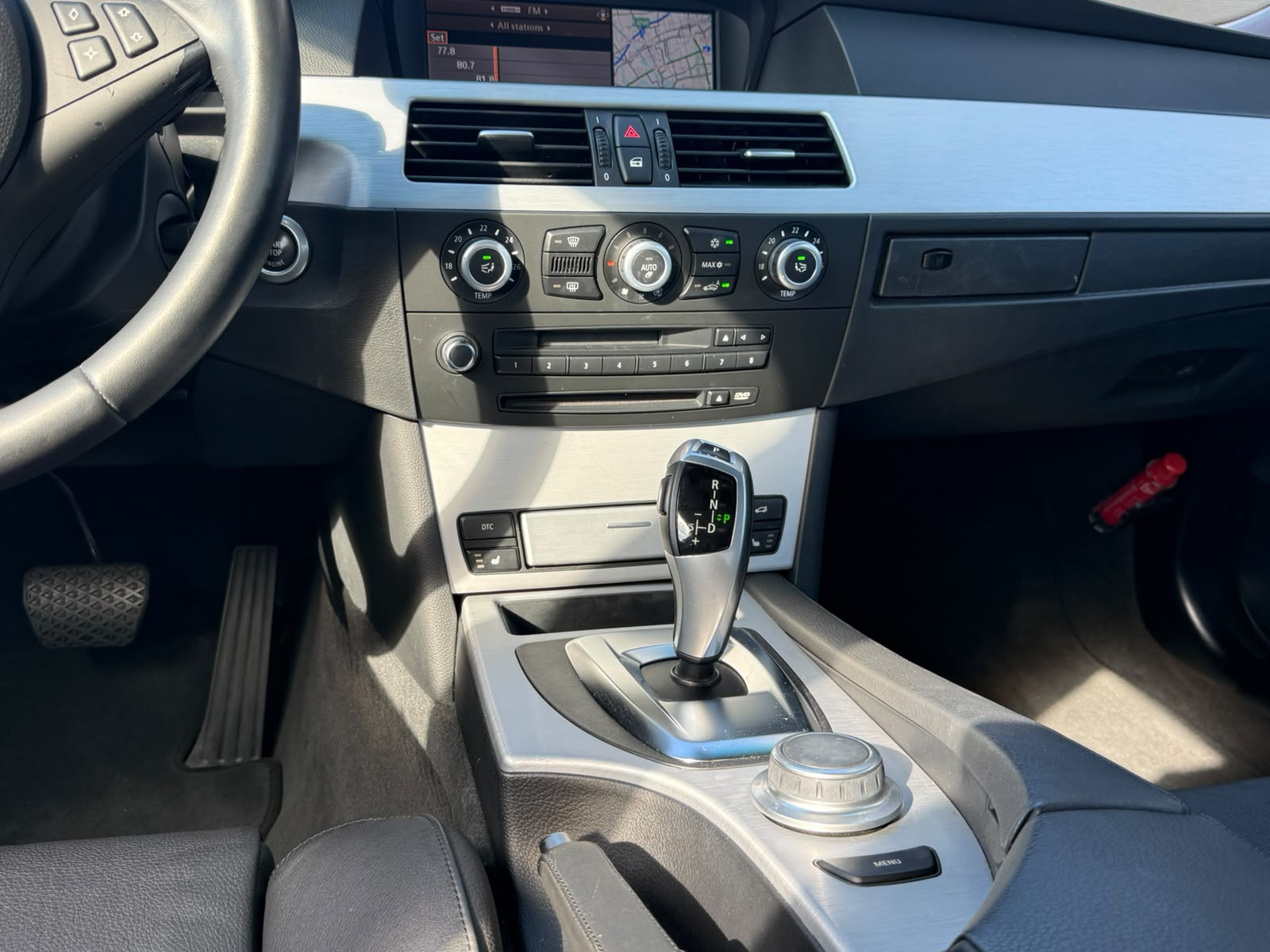 2007 BMW 525i M Sport — Photo 9 / 36