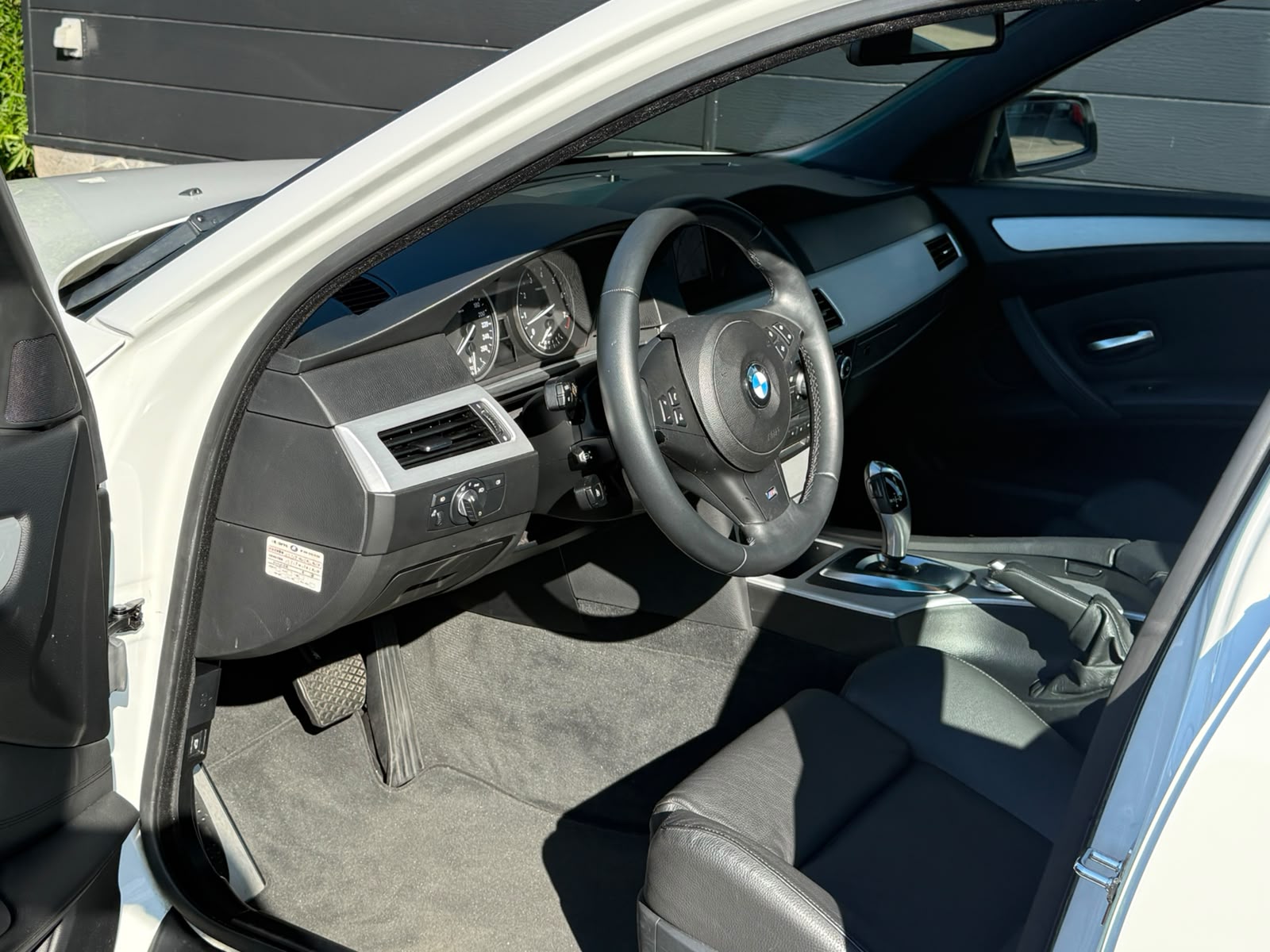 2007 BMW 525i M Sport — Photo 11 / 36