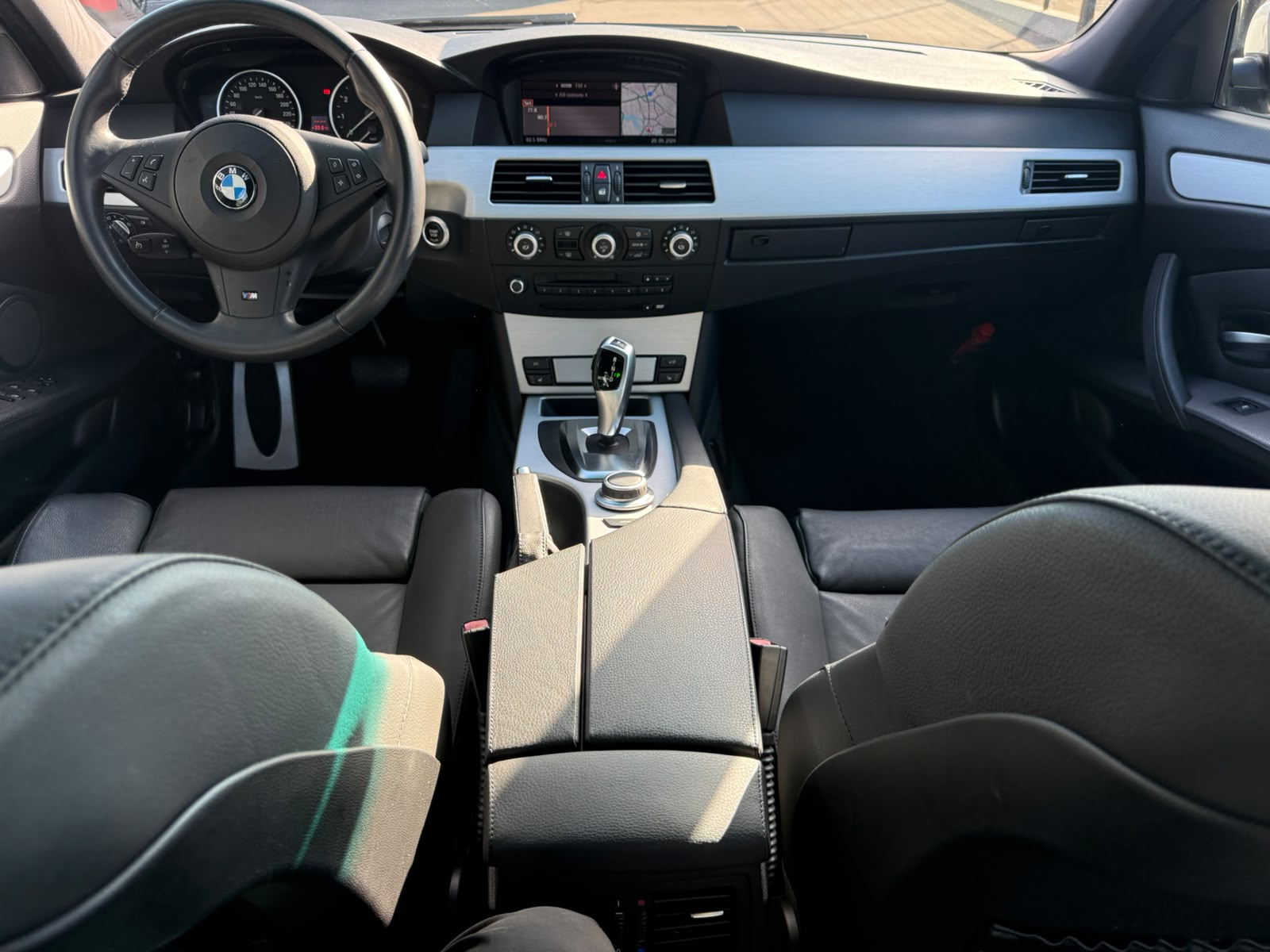 2007 BMW 525i M Sport — Photo 15 / 36
