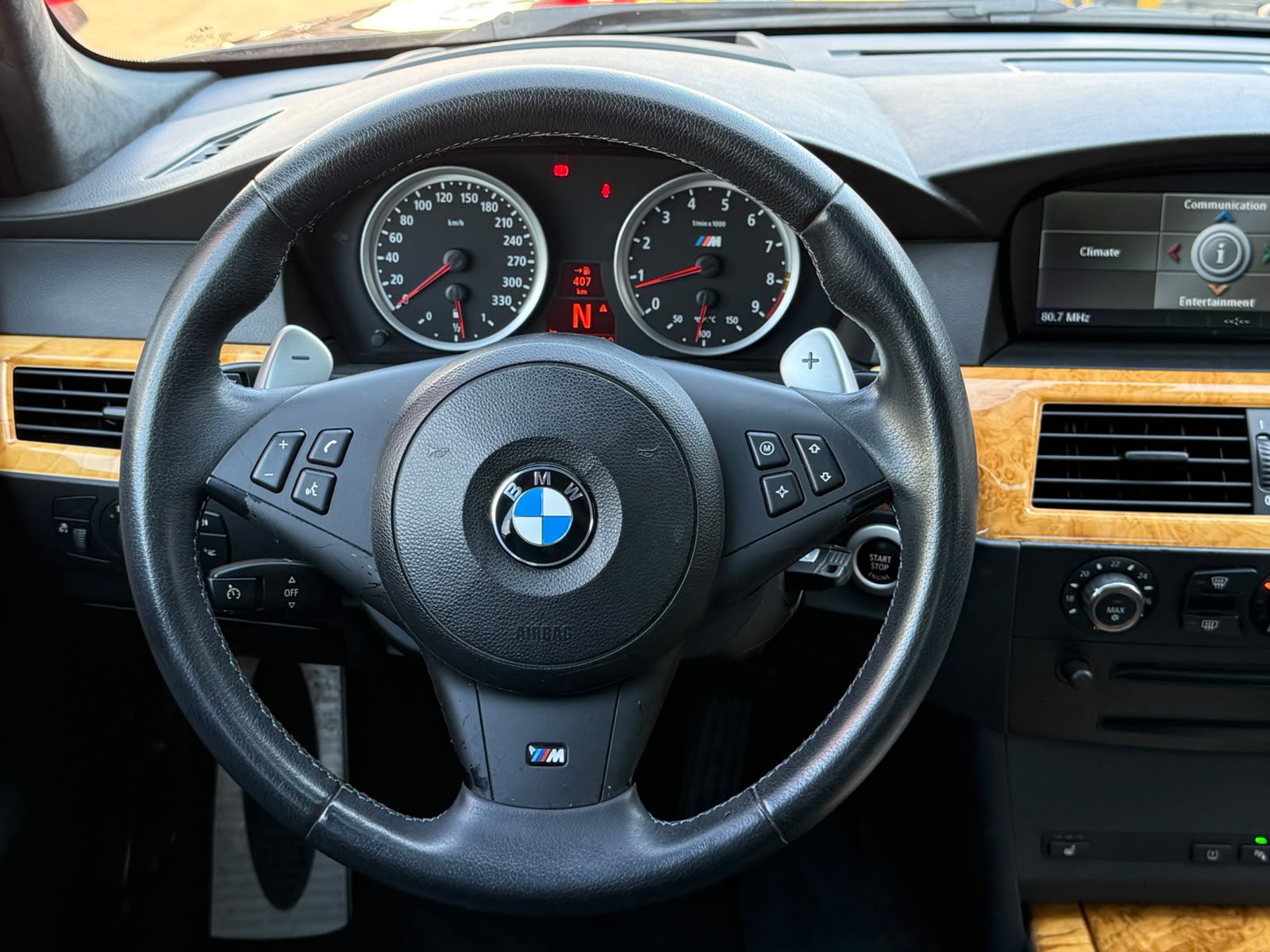 2007 BMW M5 — Photo 8 / 23