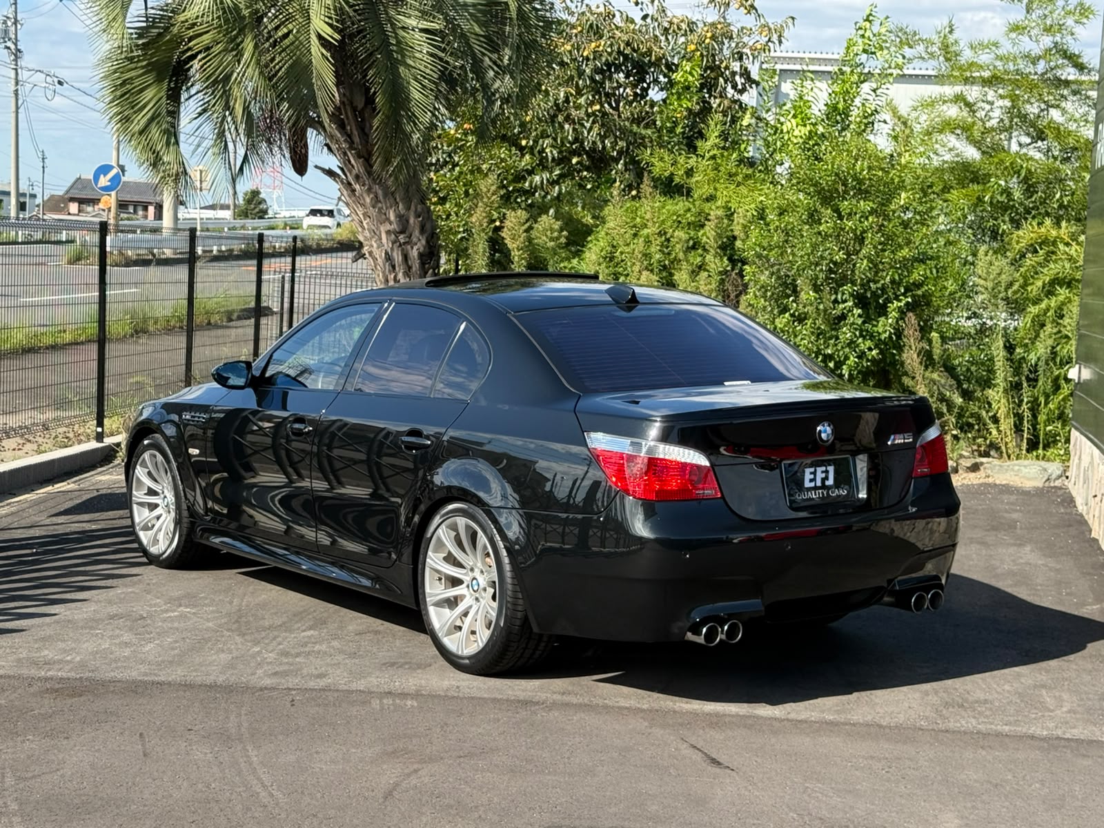 2007 BMW M5 — Photo 13 / 24