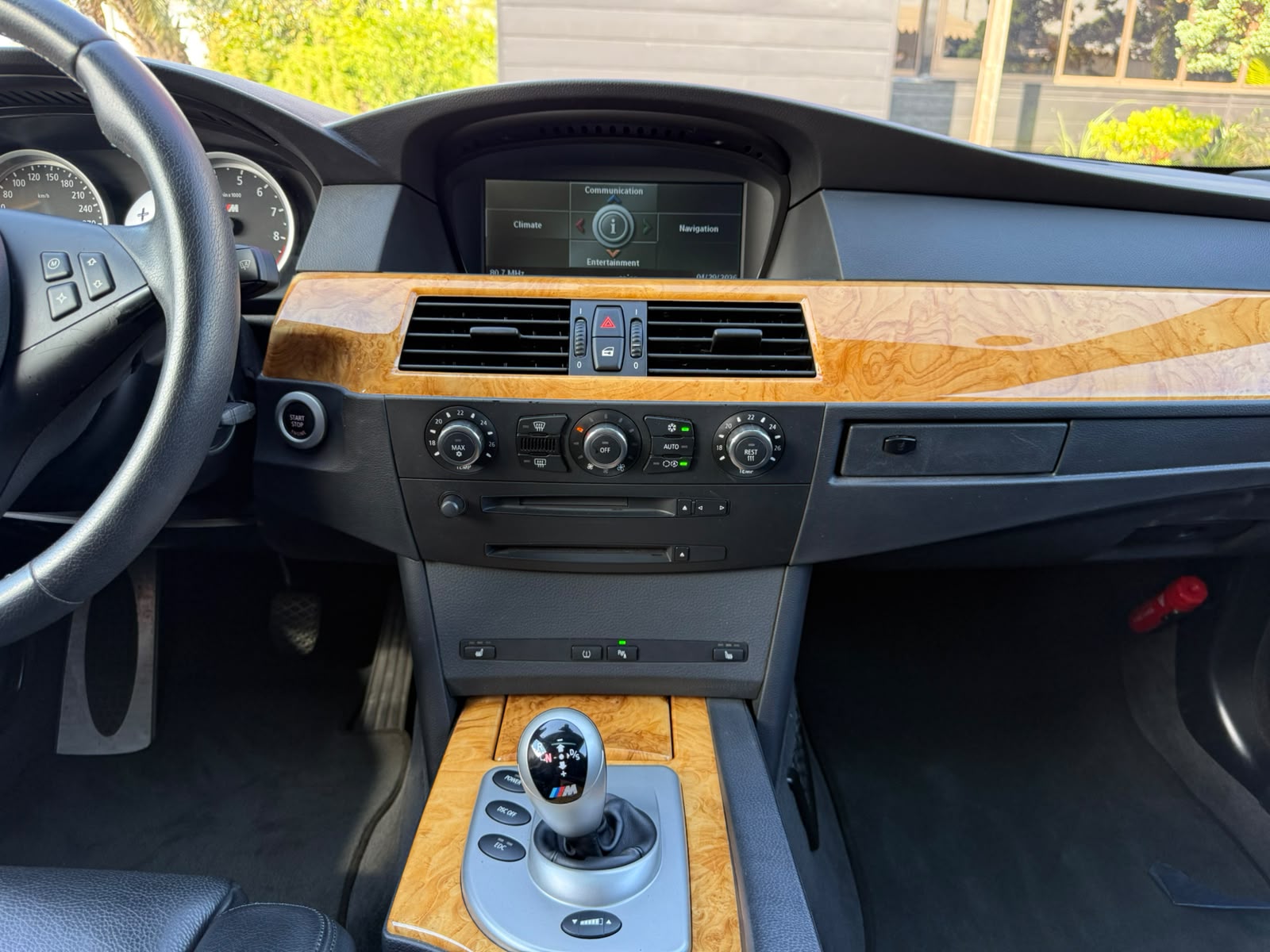2007 BMW M5 — Photo 18 / 24
