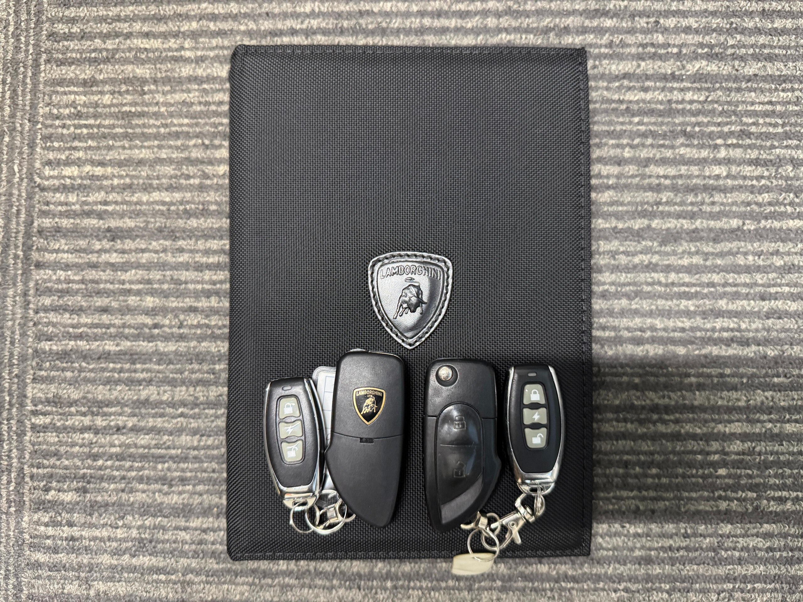 2007 Lamborghini Murcielago LP640 — Photo 13 / 61