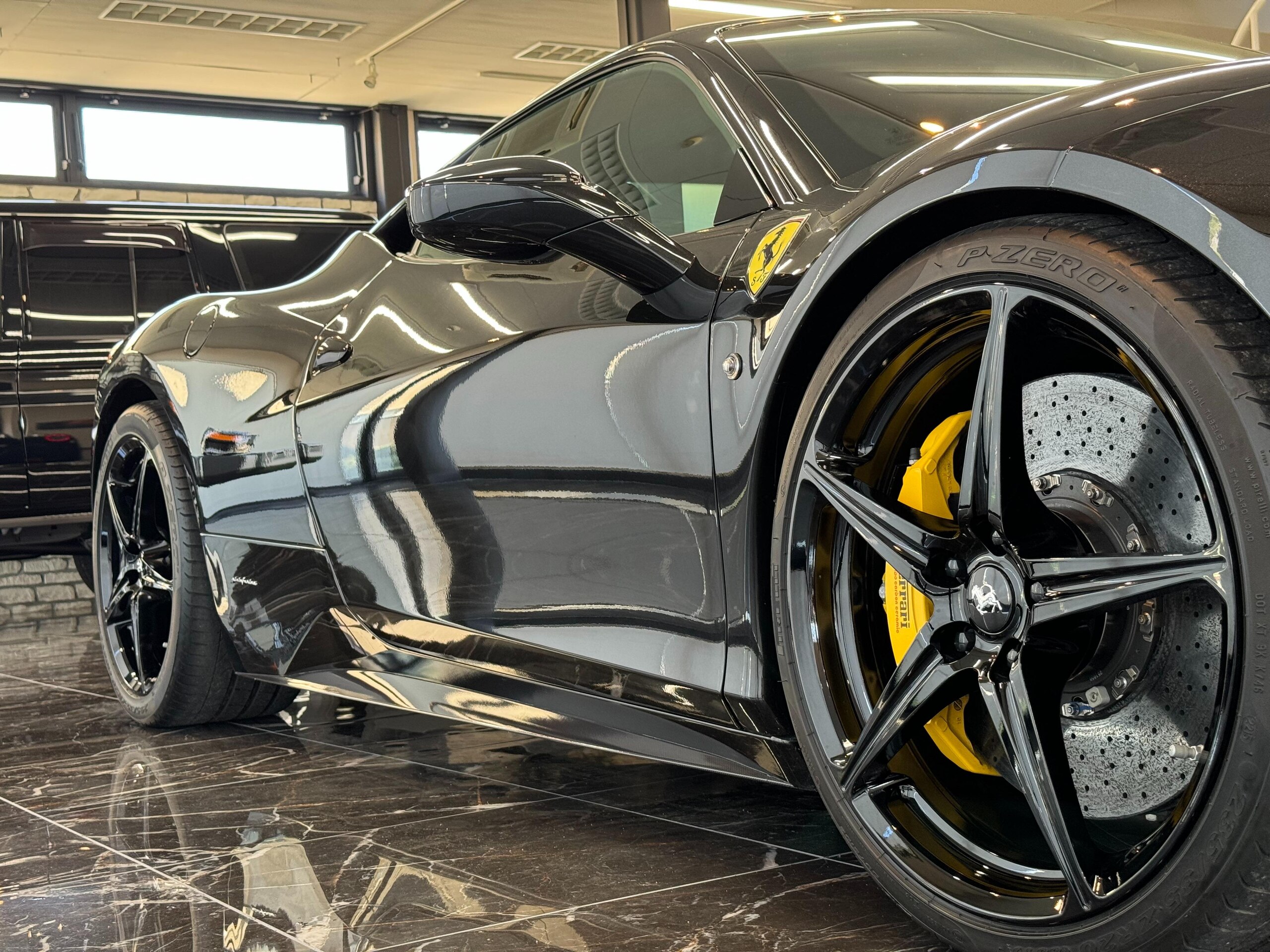 2010 Ferrari 458 Italia F1 DCT — Photo 10 / 50