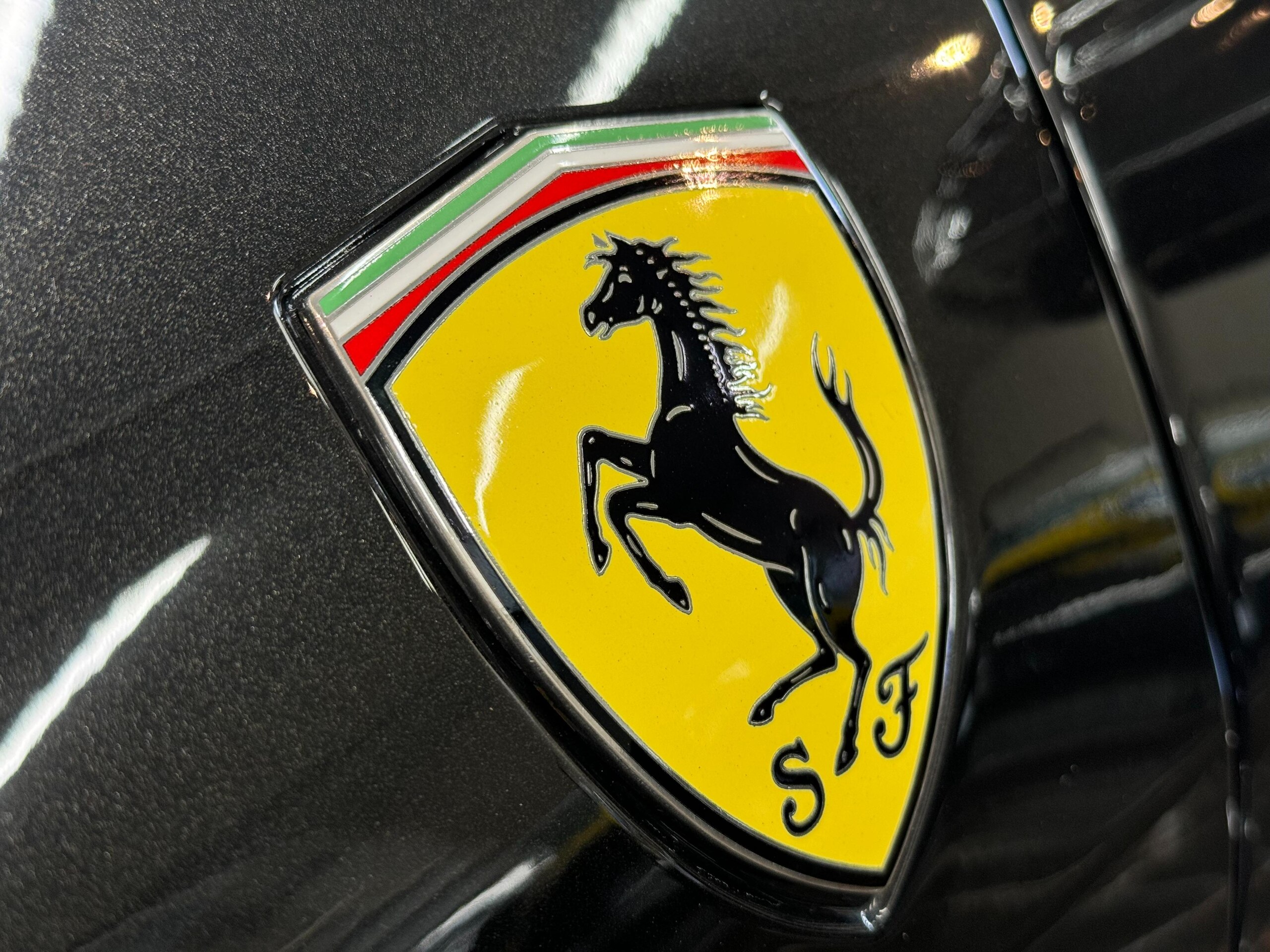 2010 Ferrari 458 Italia F1 DCT — Photo 16 / 50