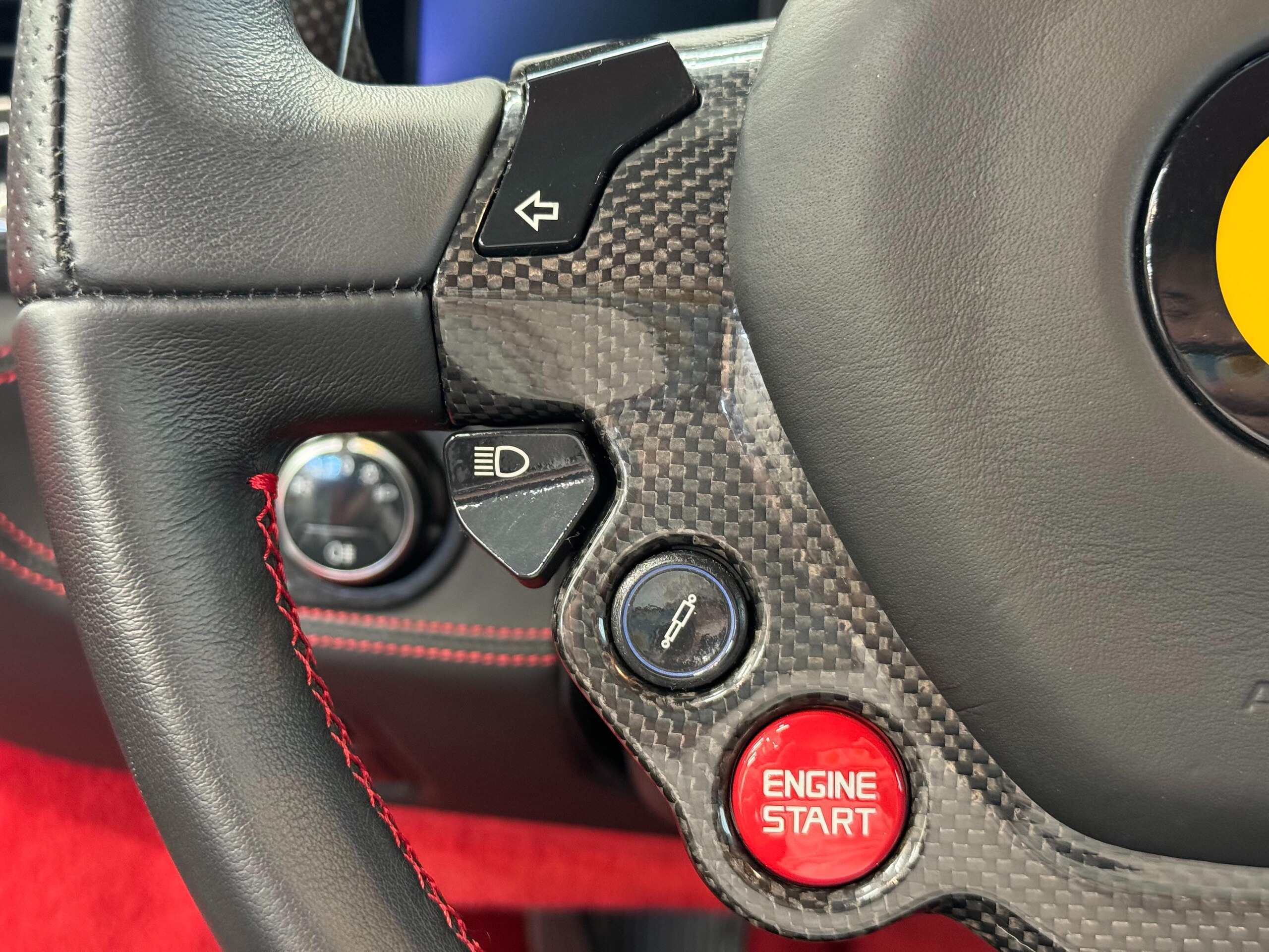 2010 Ferrari 458 Italia F1 DCT — Photo 34 / 50
