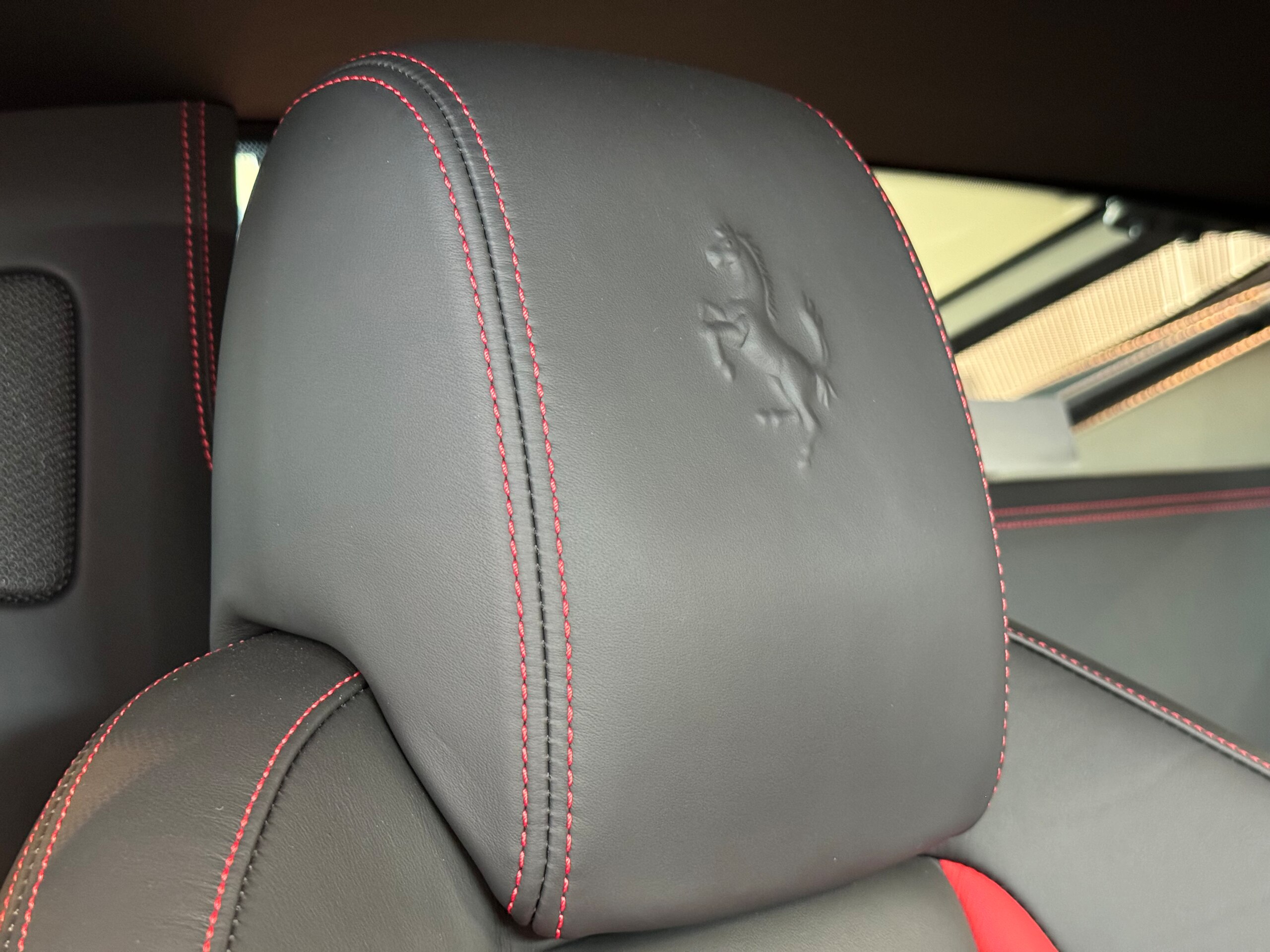 2010 Ferrari 458 Italia F1 DCT — Photo 46 / 50