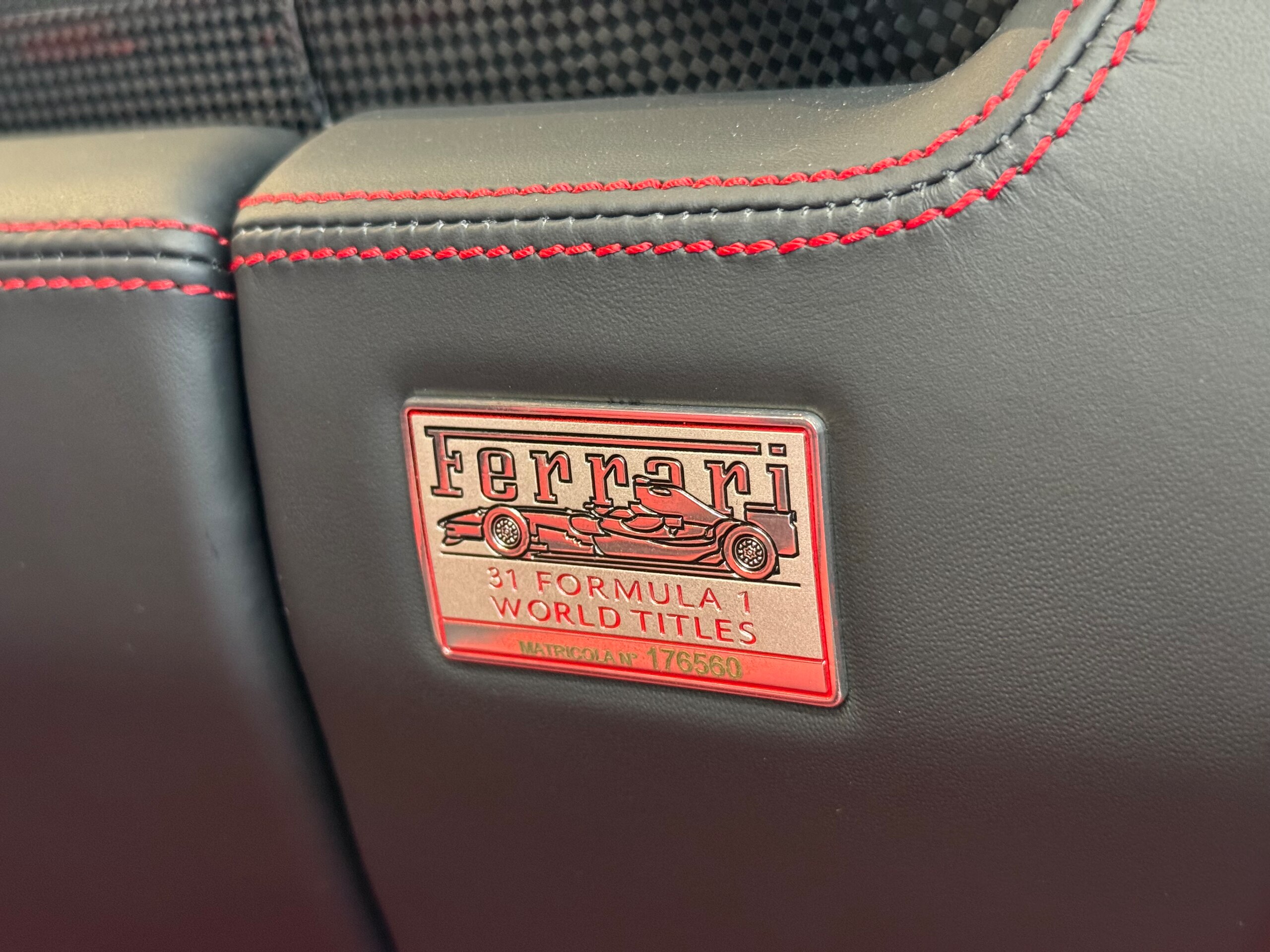2010 Ferrari 458 Italia F1 DCT — Photo 49 / 50