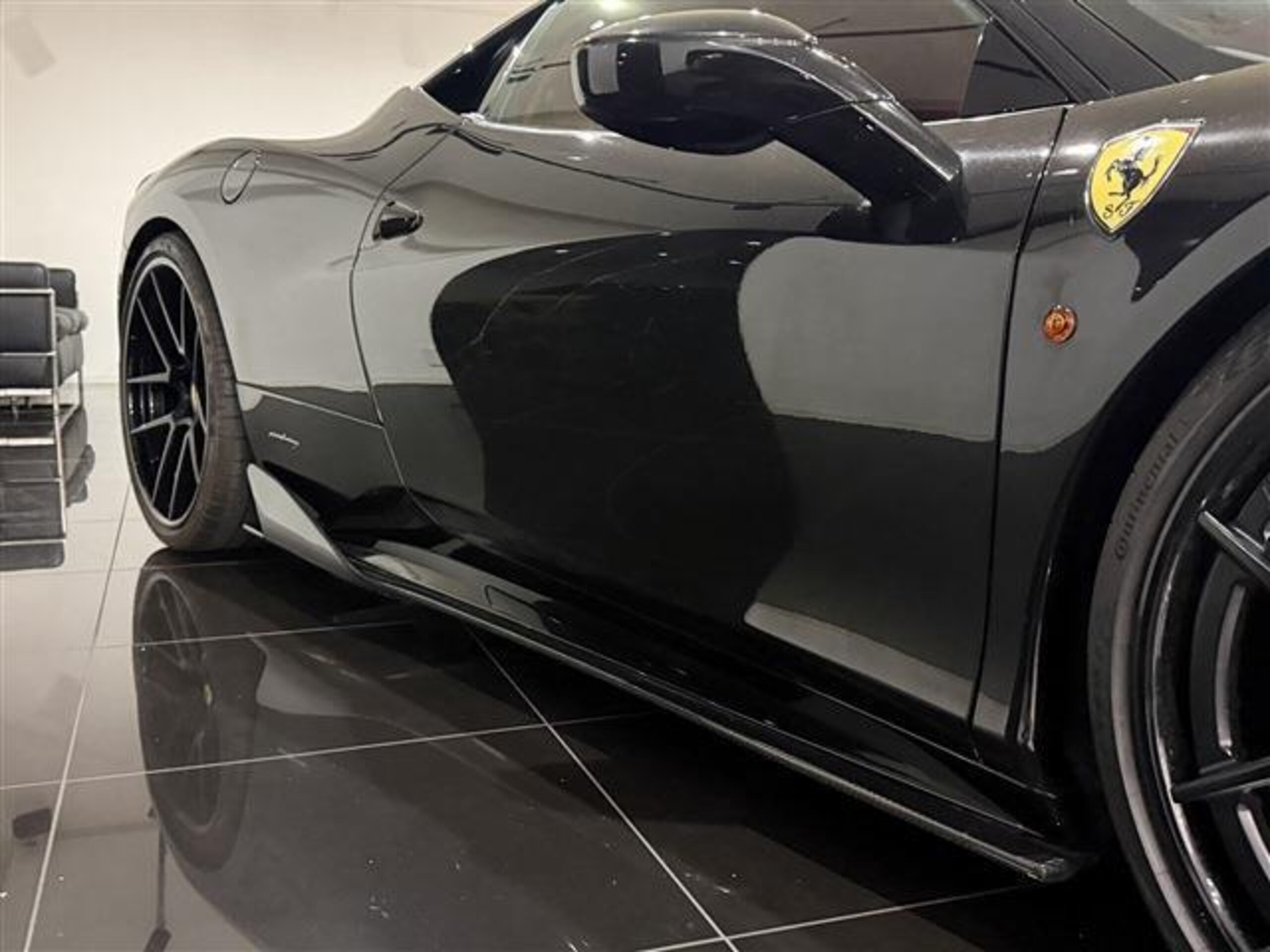 2010 Ferrari 458 Italia F1 DCT — Photo 28 / 52