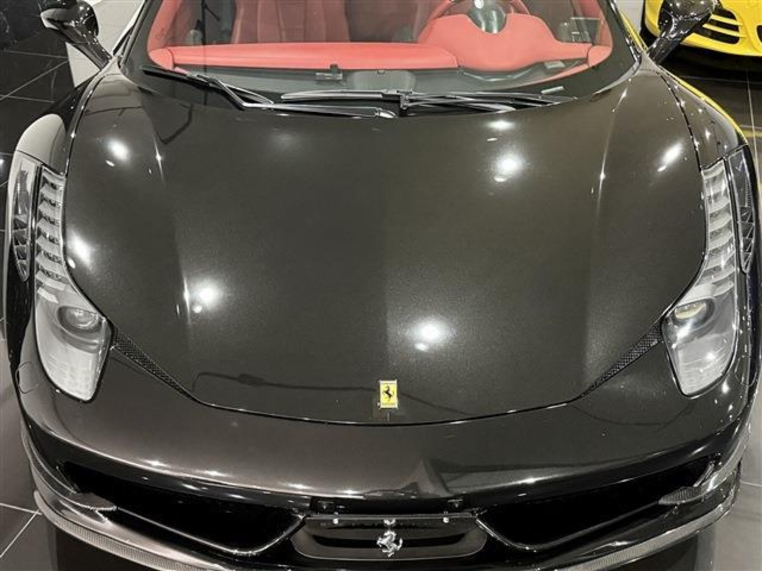 2010 Ferrari 458 Italia F1 DCT — Photo 30 / 52