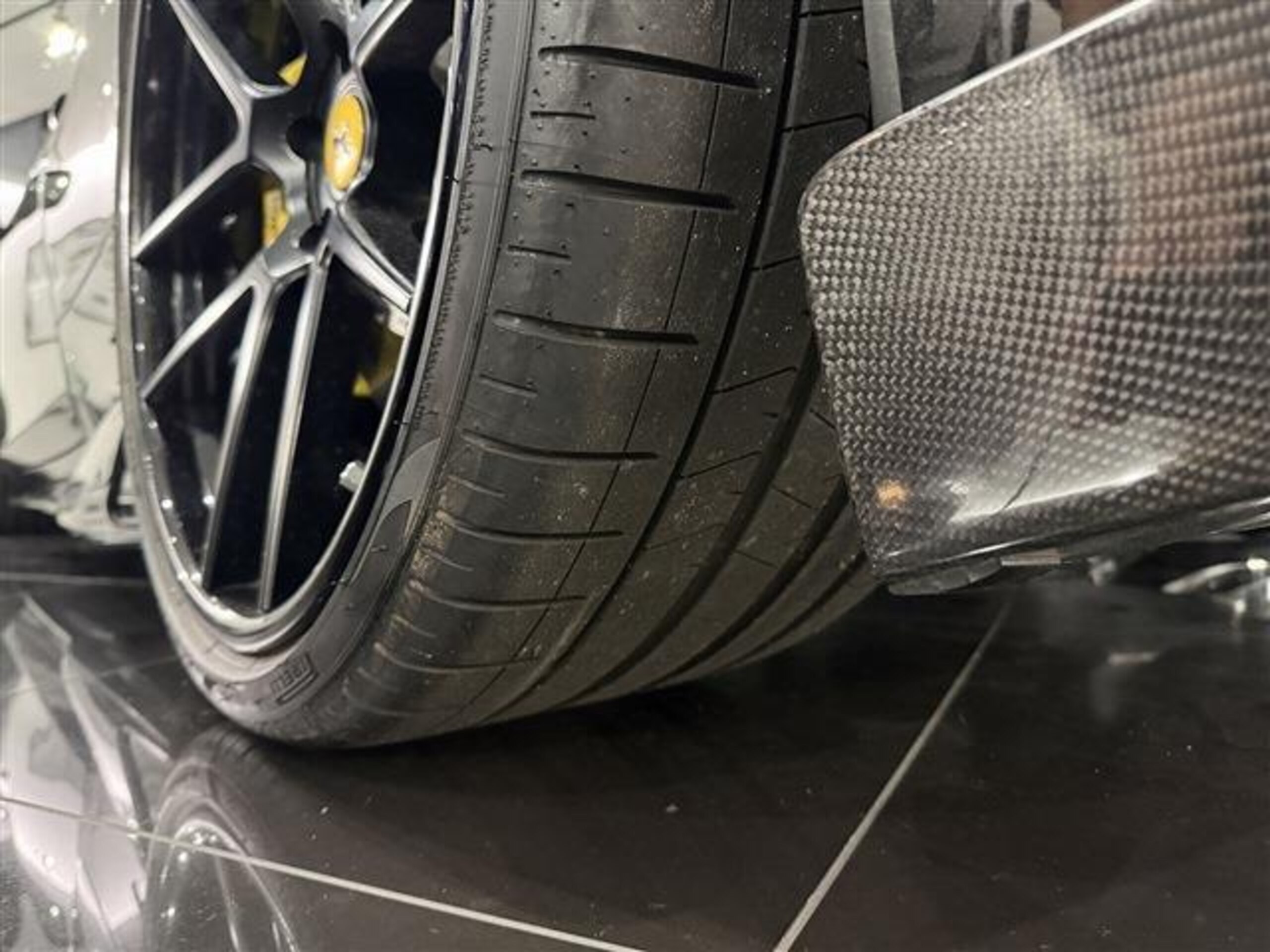 2010 Ferrari 458 Italia F1 DCT — Photo 40 / 52