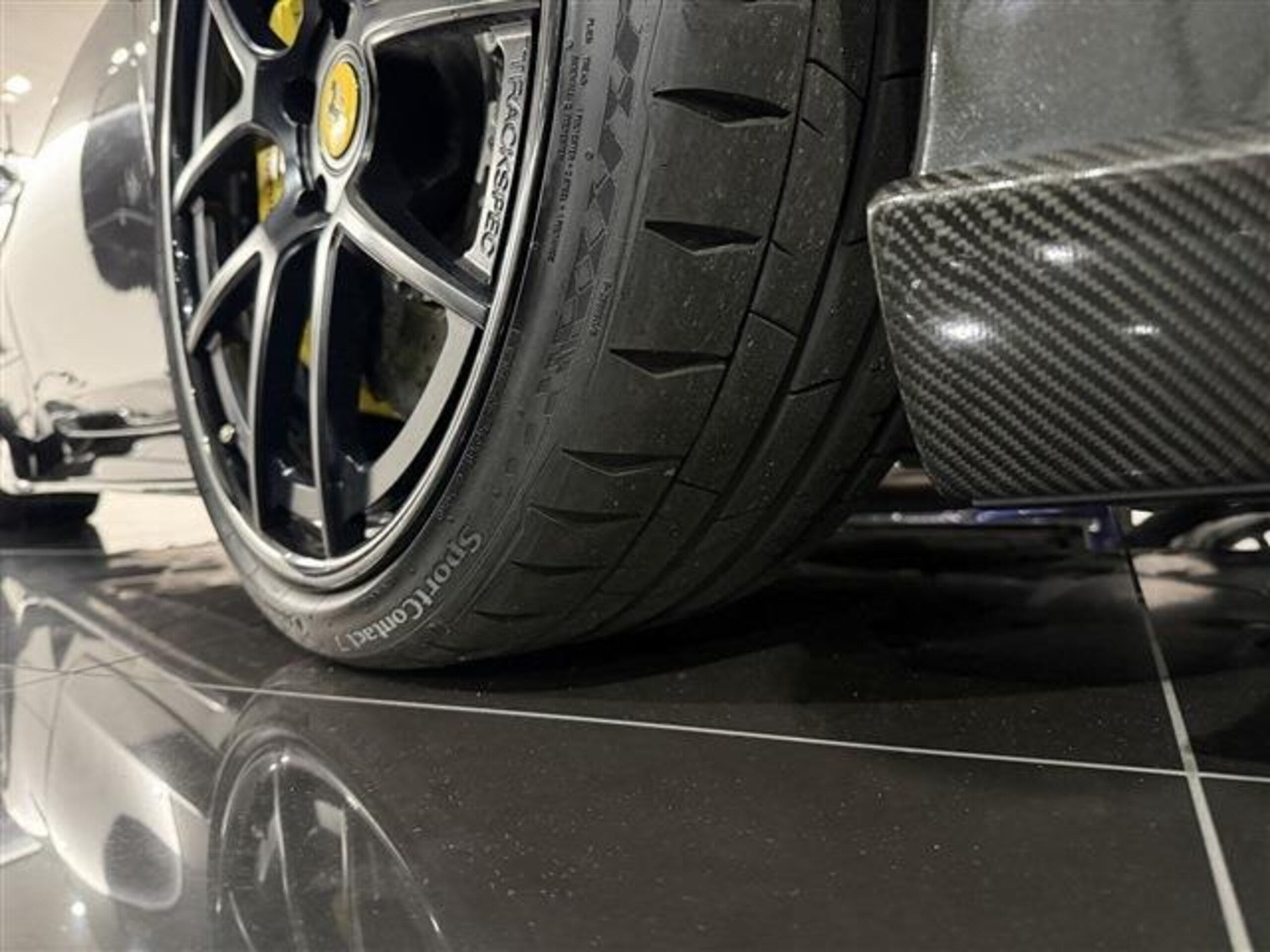 2010 Ferrari 458 Italia F1 DCT — Photo 42 / 52