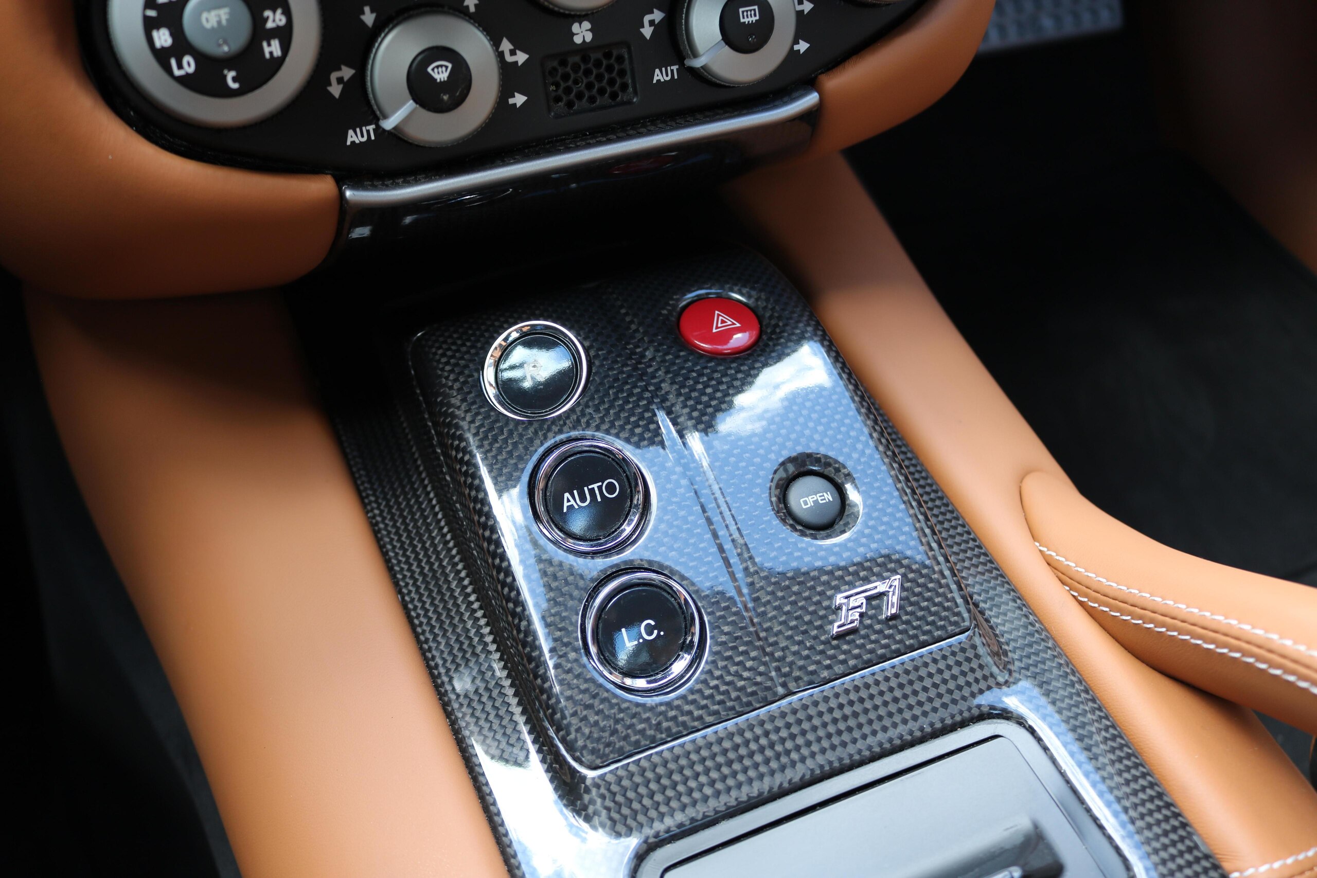 2010 Ferrari 599 — Photo 10 / 42