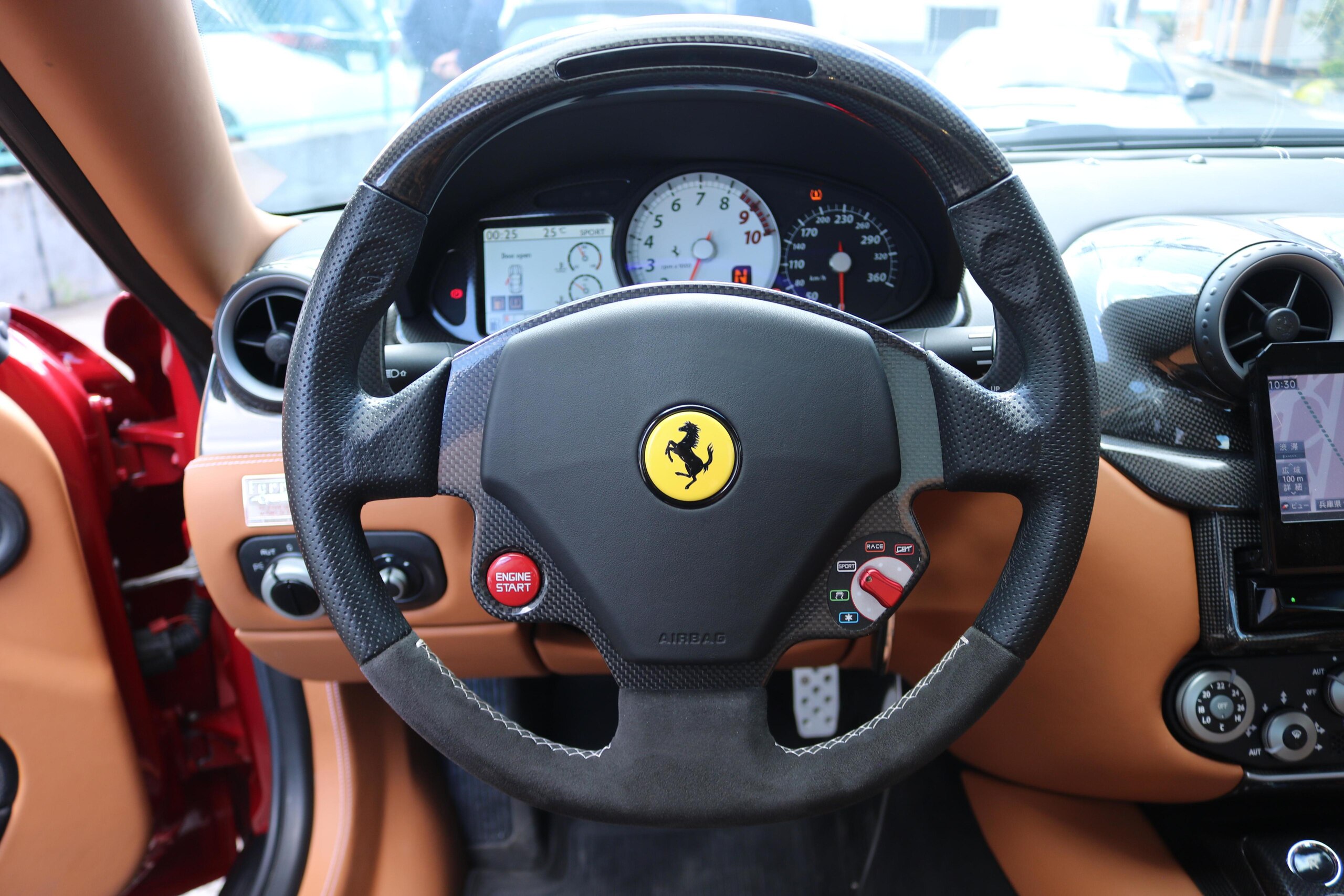 2010 Ferrari 599 — Photo 17 / 42