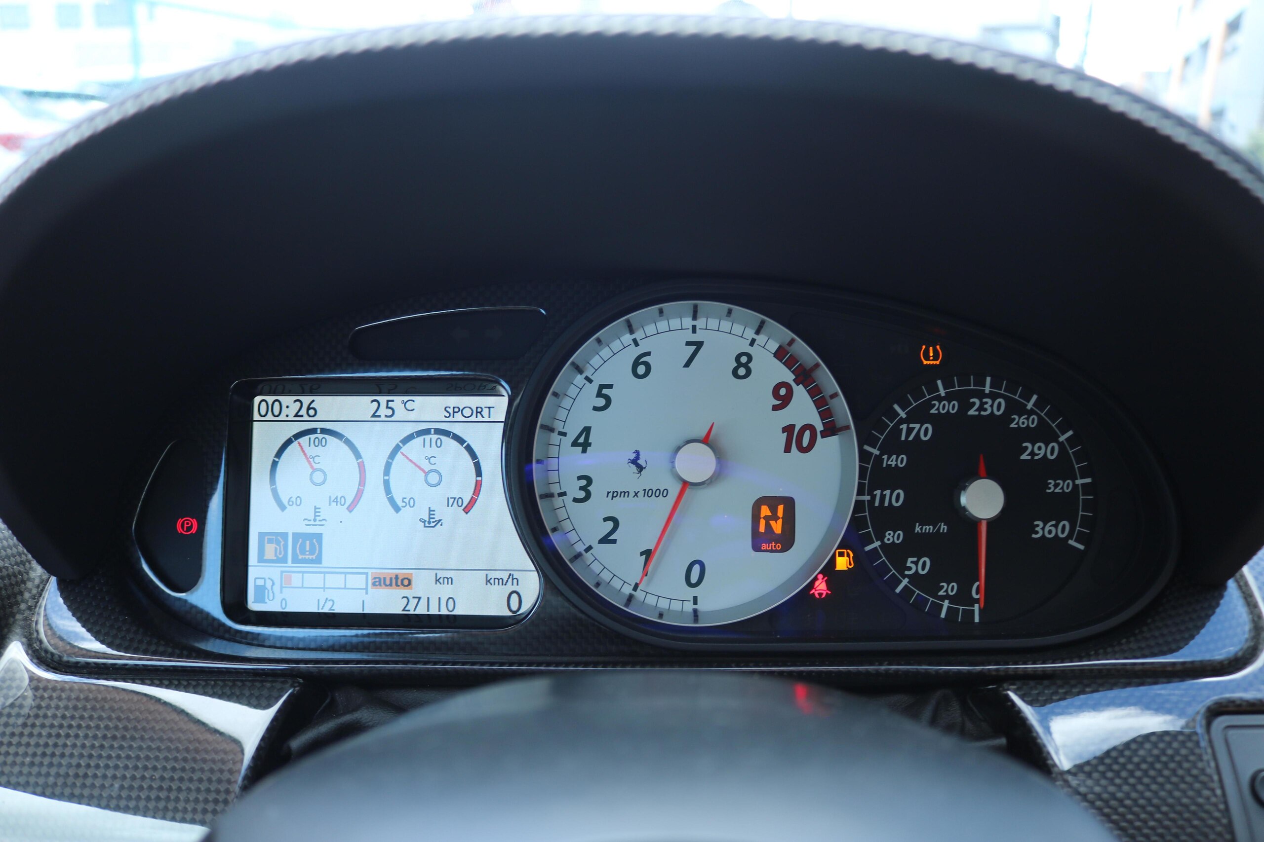 2010 Ferrari 599 — Photo 18 / 42