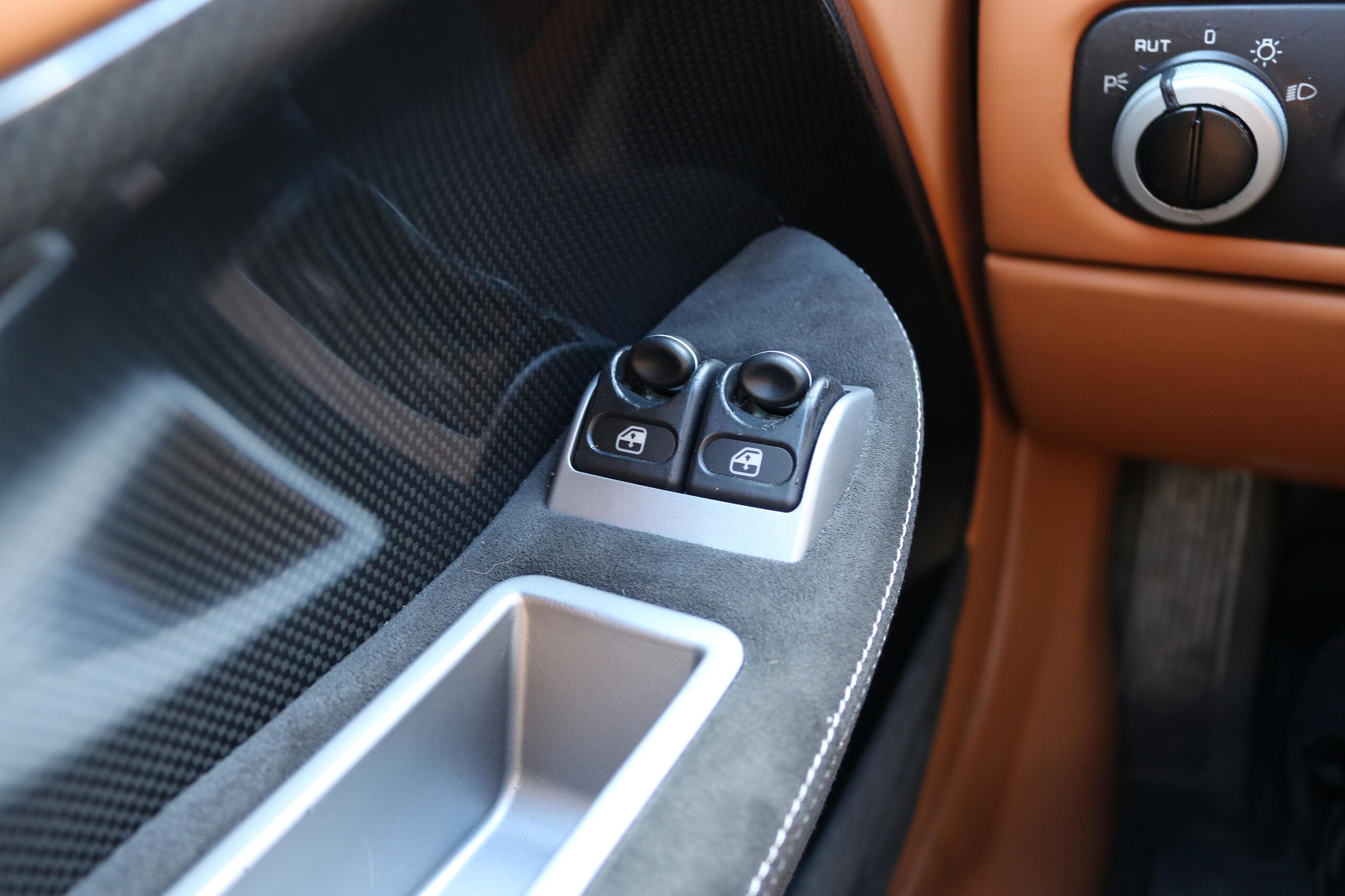 2010 Ferrari 599 — Photo 29 / 42
