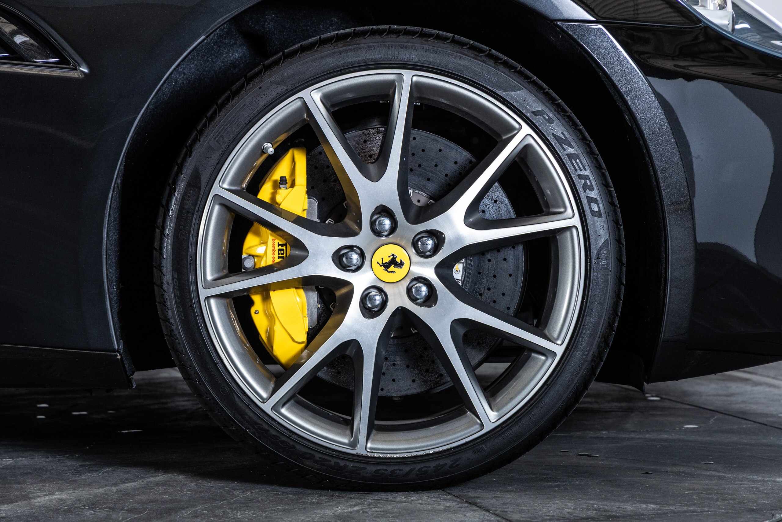 2010 Ferrari California — Photo 27 / 78