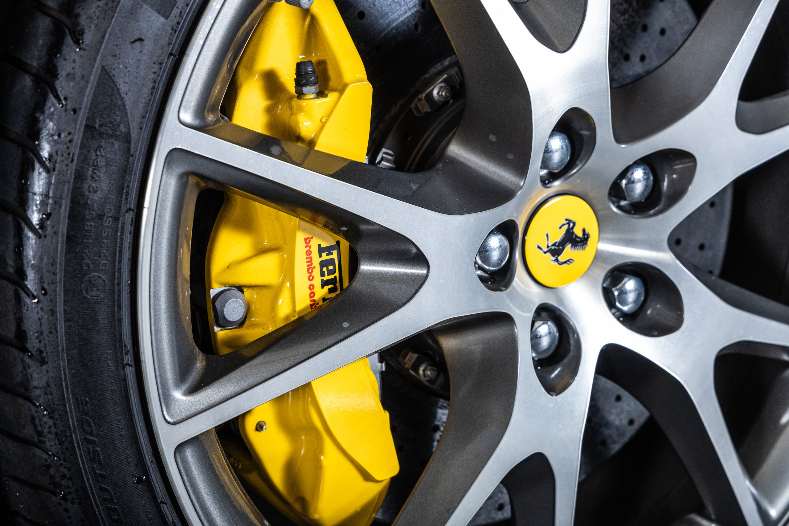 2010 Ferrari California — Photo 29 / 78