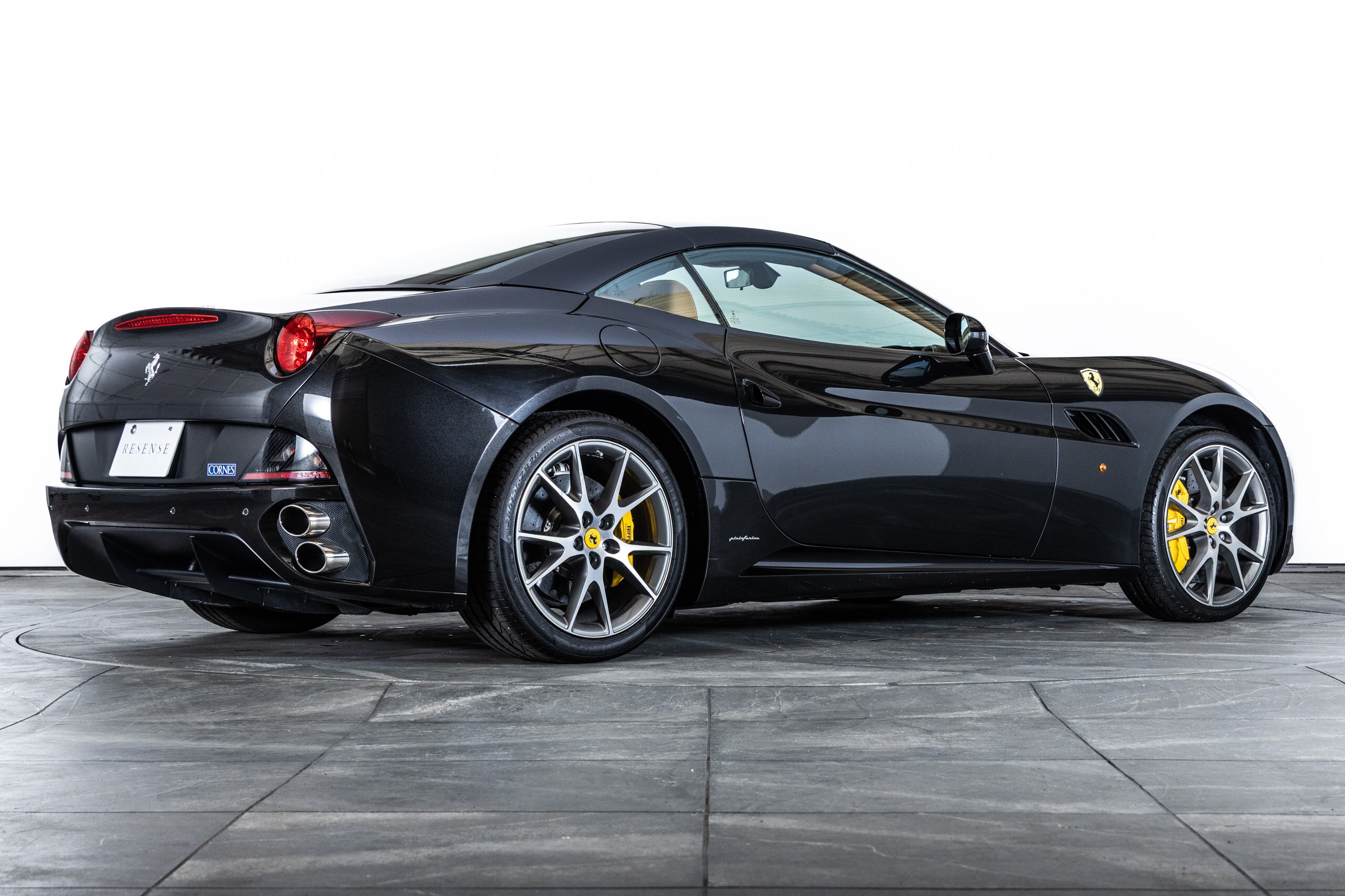 2010 Ferrari California — Photo 32 / 78