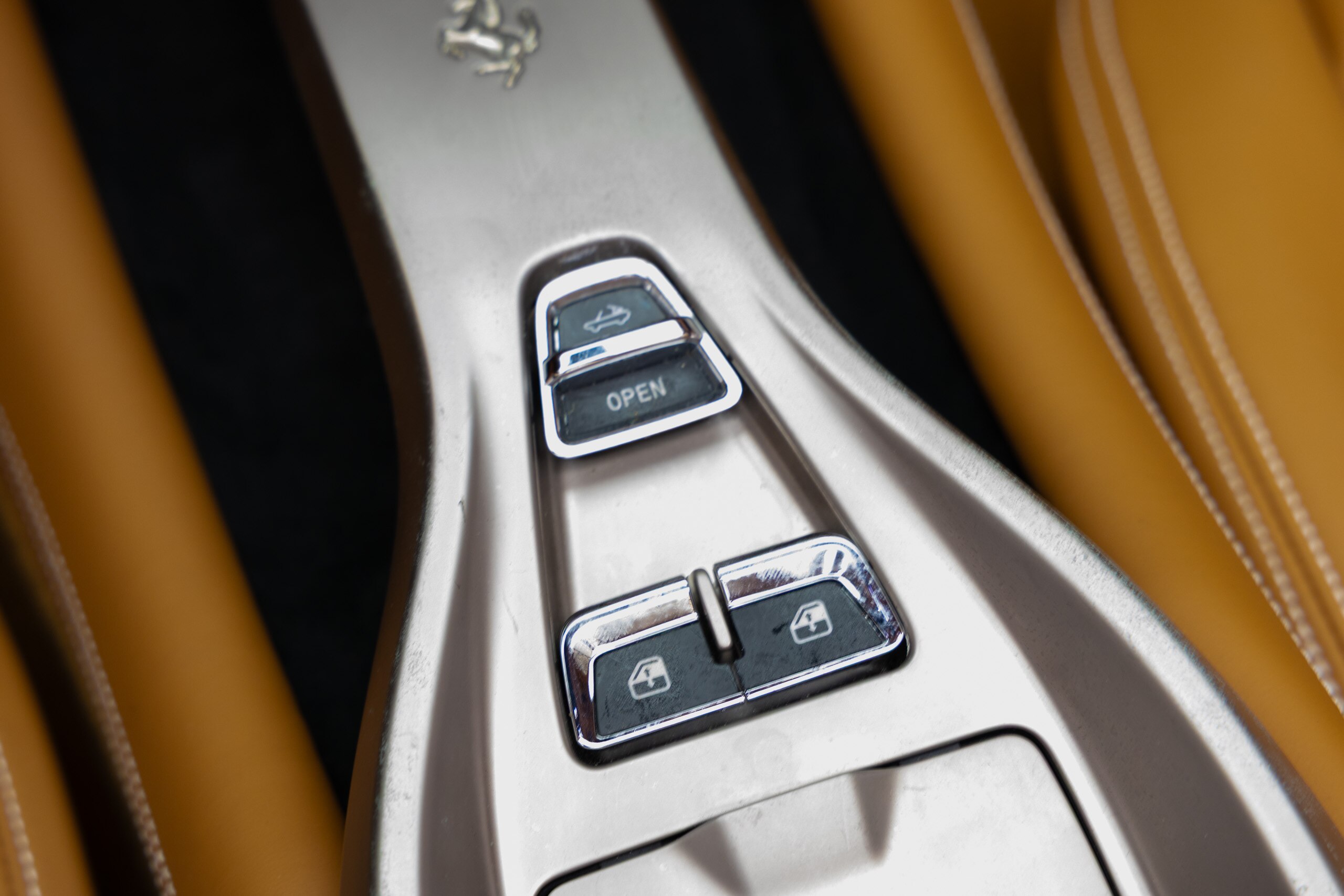 2010 Ferrari California — Photo 70 / 78