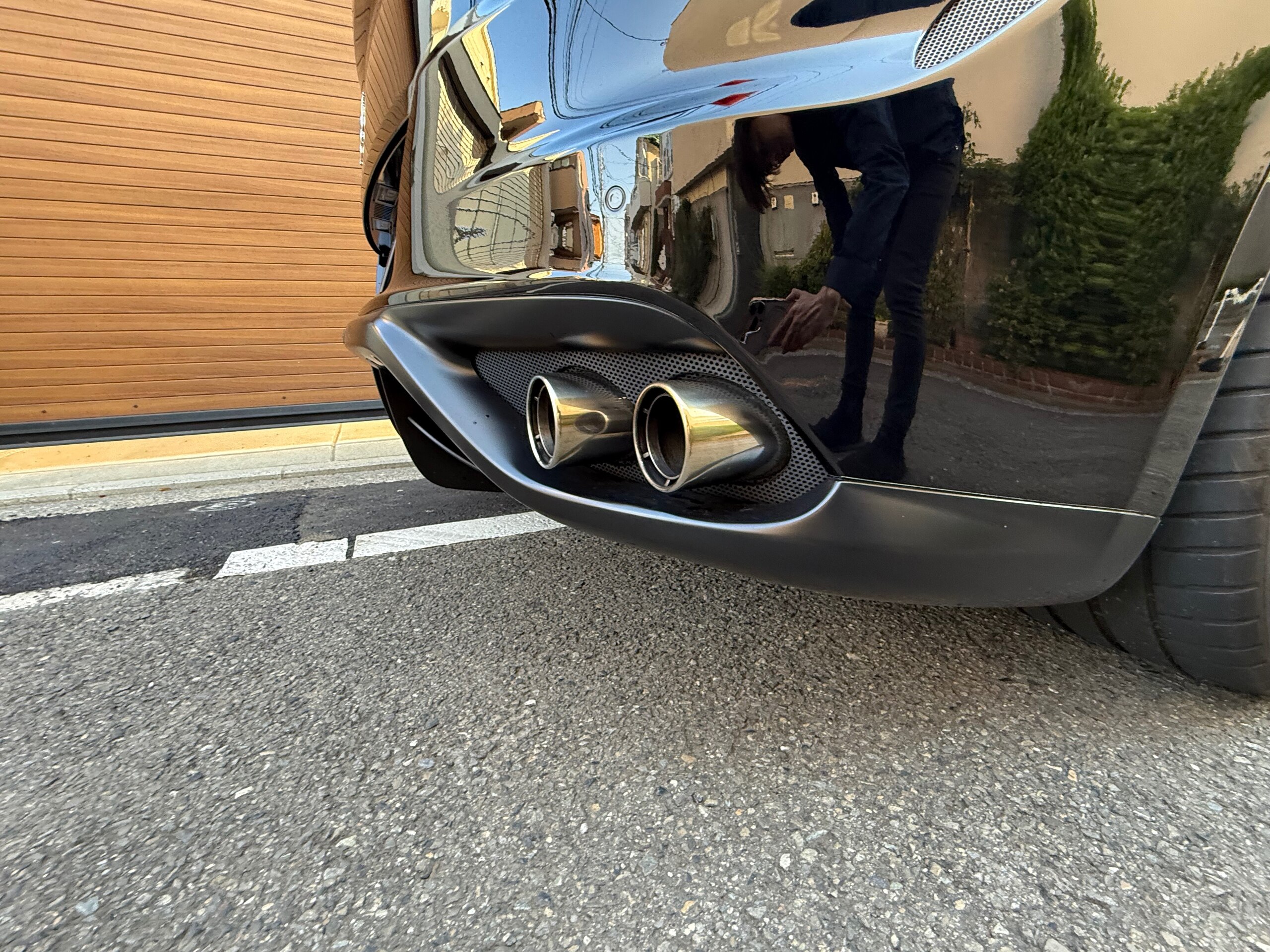 2010 Ferrari FF — Photo 14 / 31