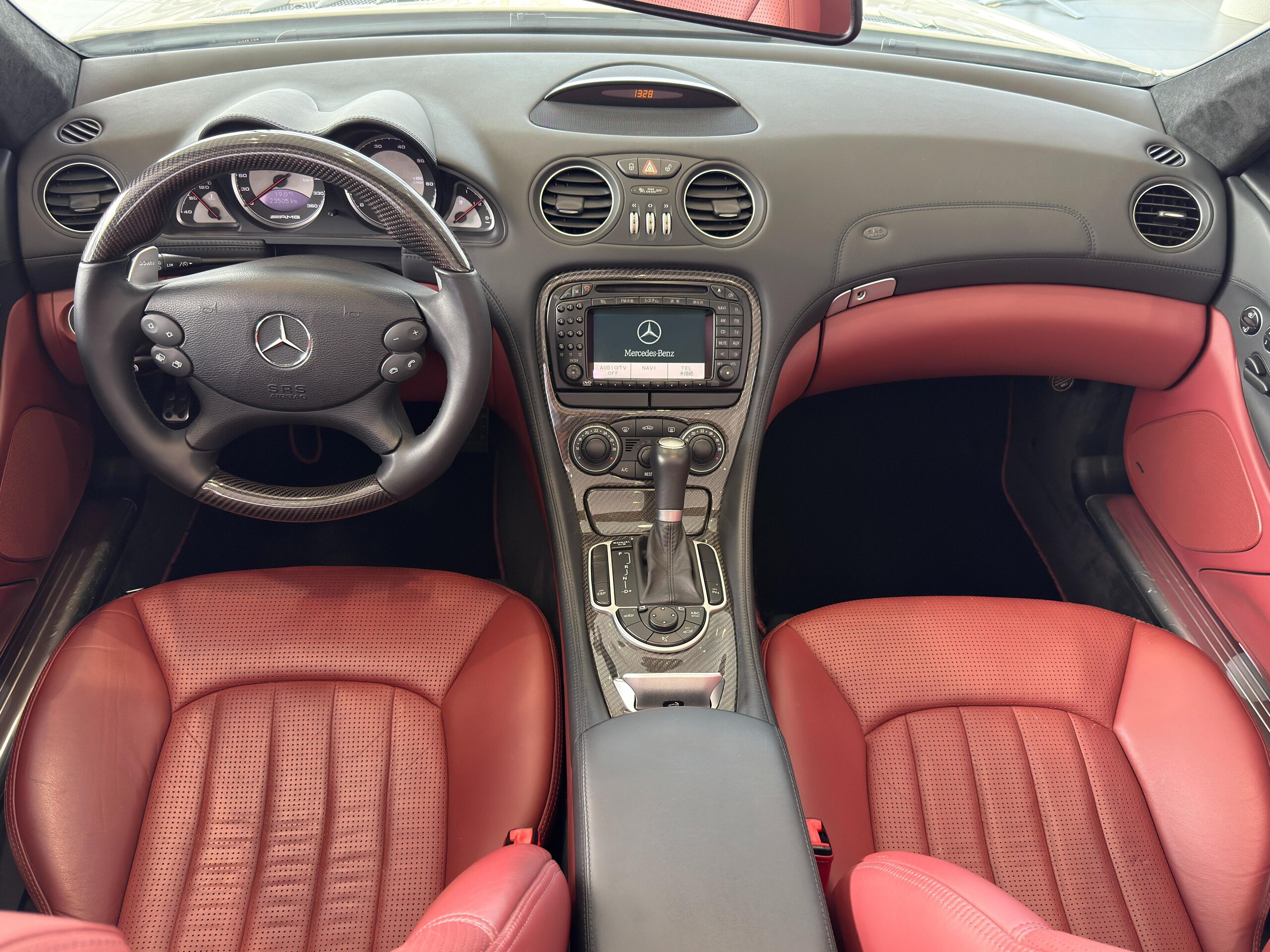 2010 Mercedes Benz SL65 AMG — Photo 8 / 46