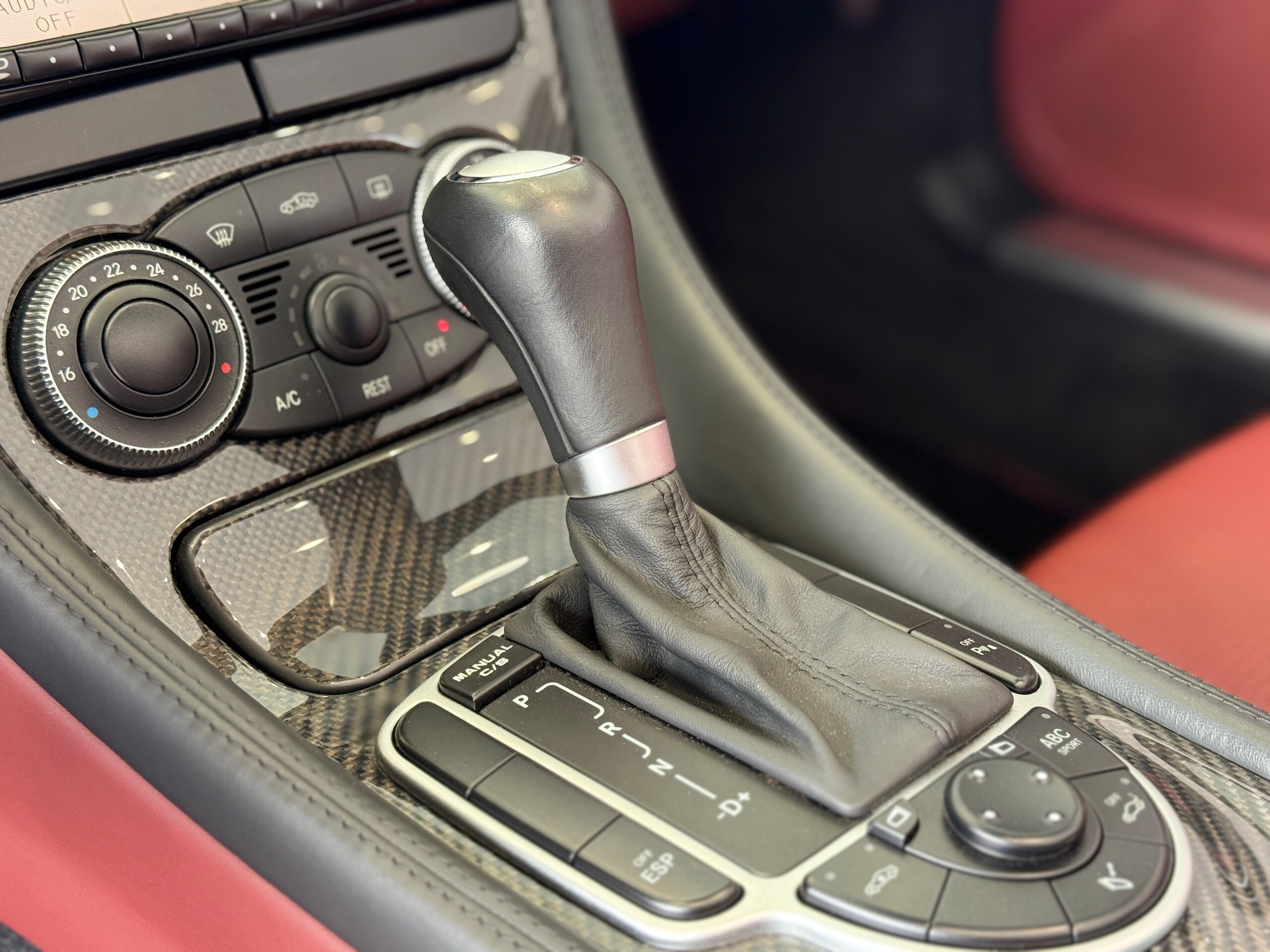 2010 Mercedes Benz SL65 AMG — Photo 10 / 46