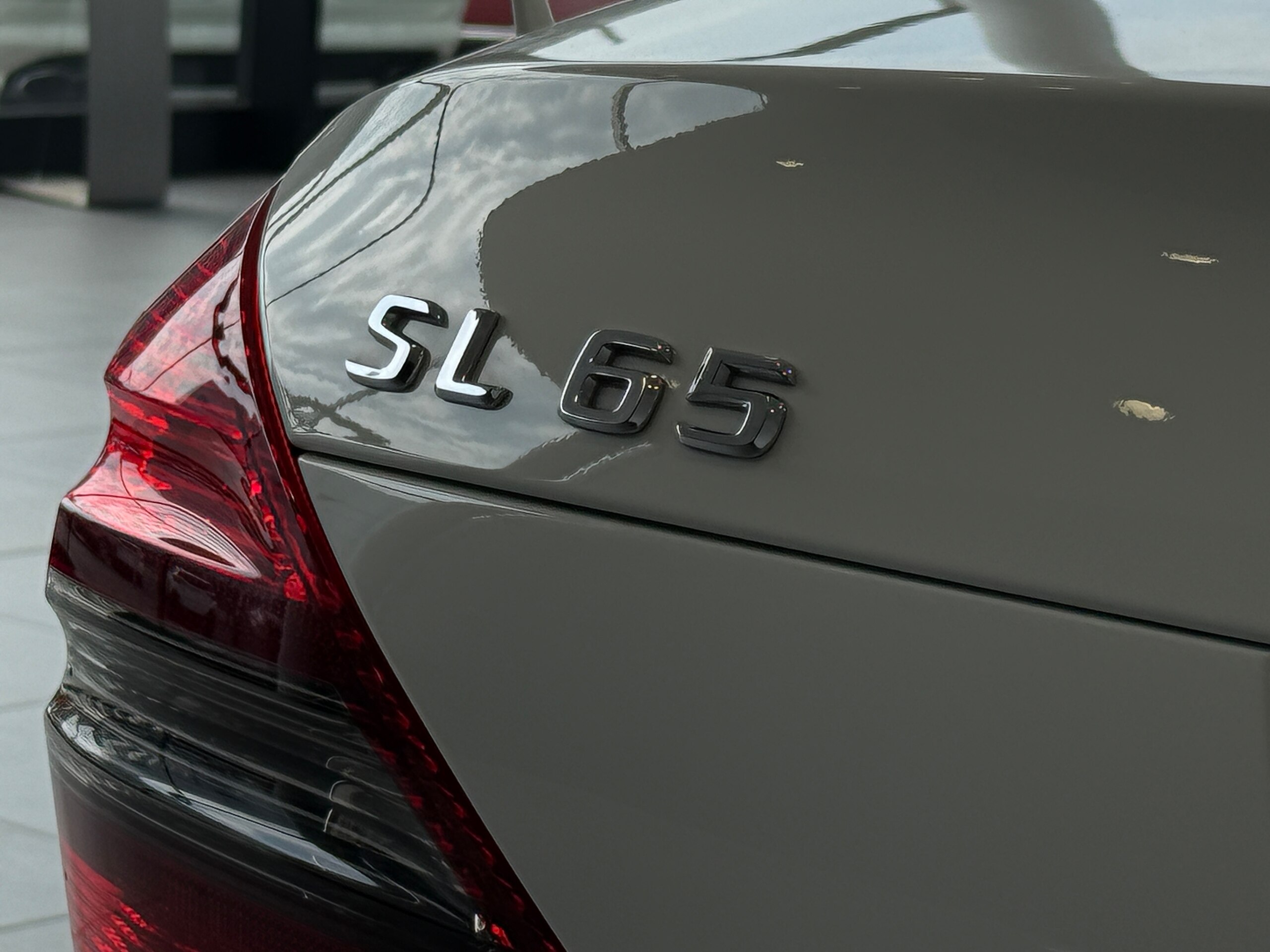 2010 Mercedes Benz SL65 AMG — Photo 24 / 46