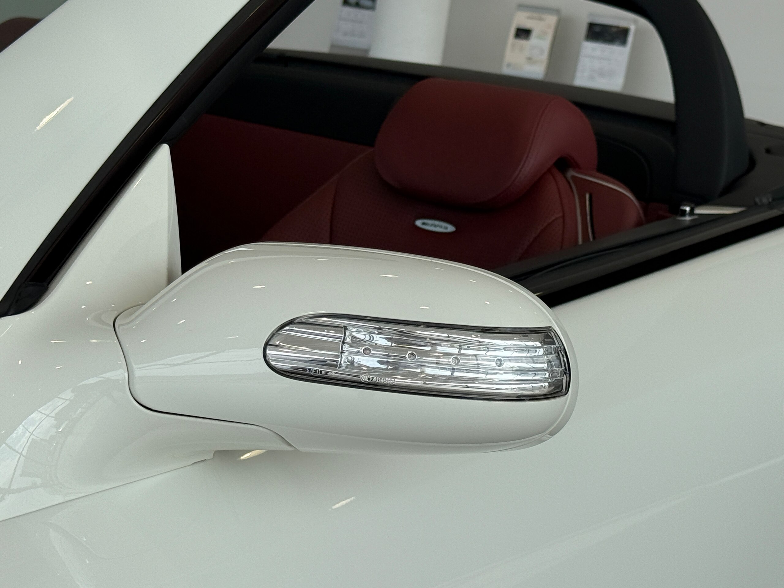 2010 Mercedes Benz SL65 AMG — Photo 33 / 46