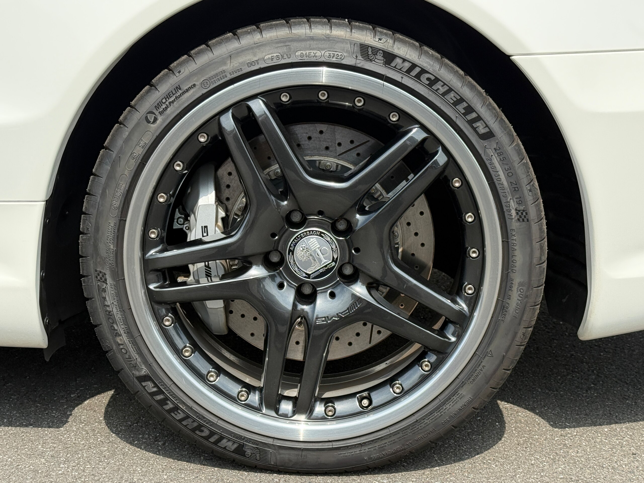 2010 Mercedes Benz SL65 AMG — Photo 42 / 46