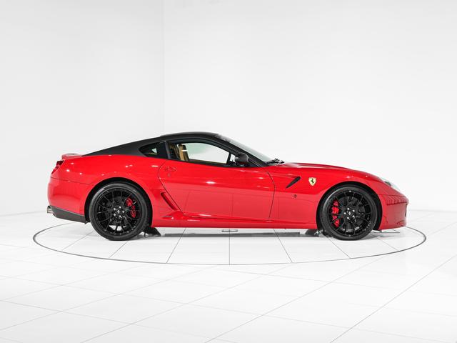 2011 Ferrari 599 — Photo 26 / 35