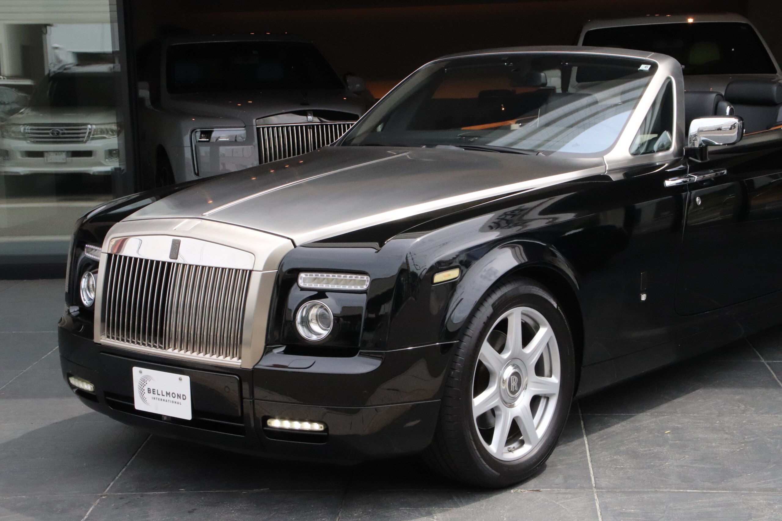 2011 Rolls-Royce Phantom Drophead Coupe — Photo 11 / 42