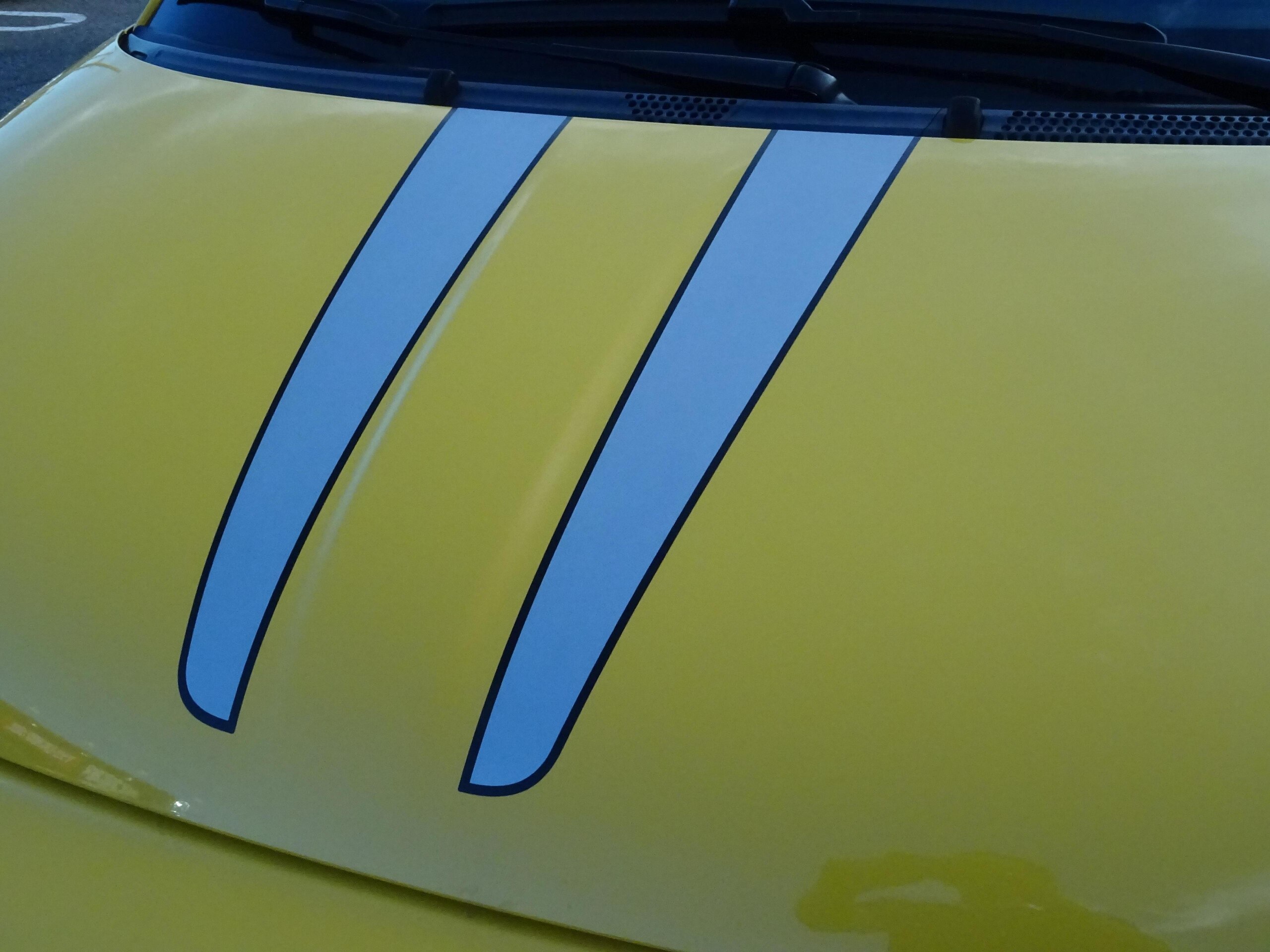 2012 Abarth 695 Tributo Ferrari — Photo 13 / 40