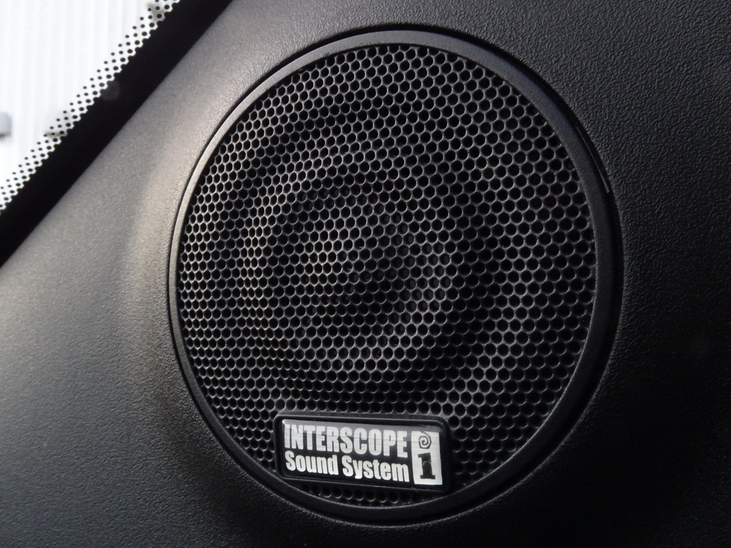 2012 Abarth 695 Tributo Ferrari — Photo 28 / 40