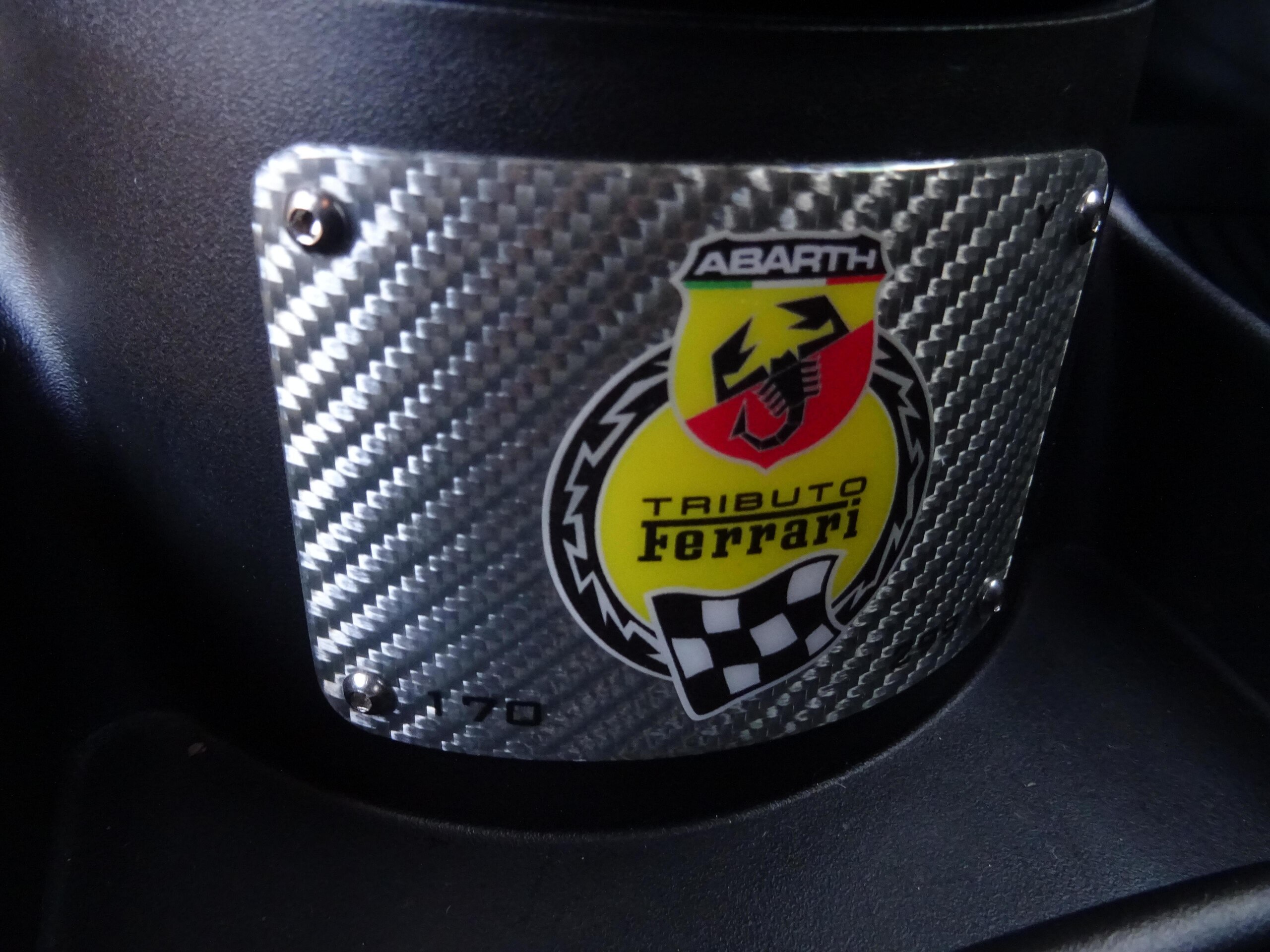 2012 Abarth 695 Tributo Ferrari — Photo 34 / 40